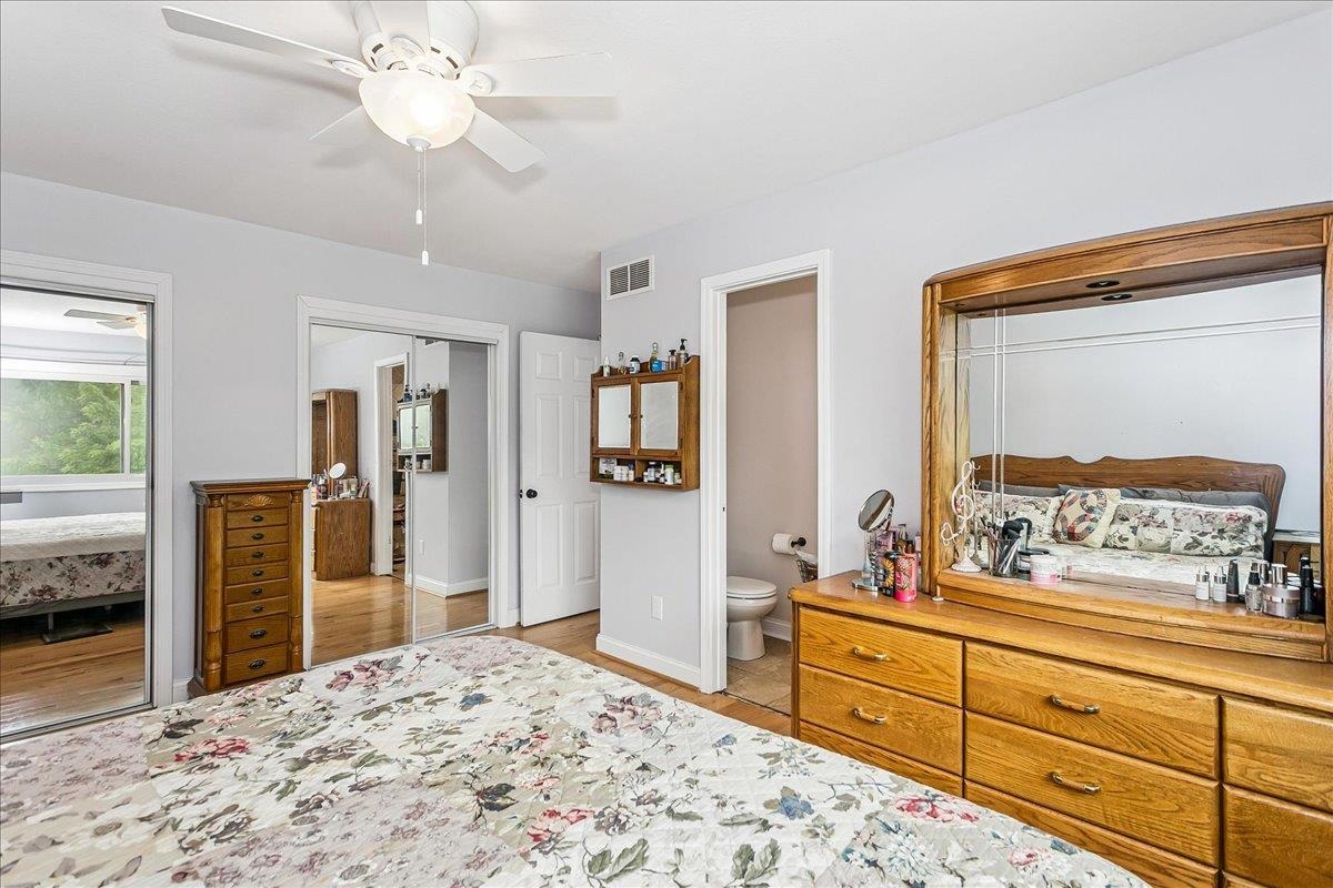 1113 E Springdale Property Photo 16