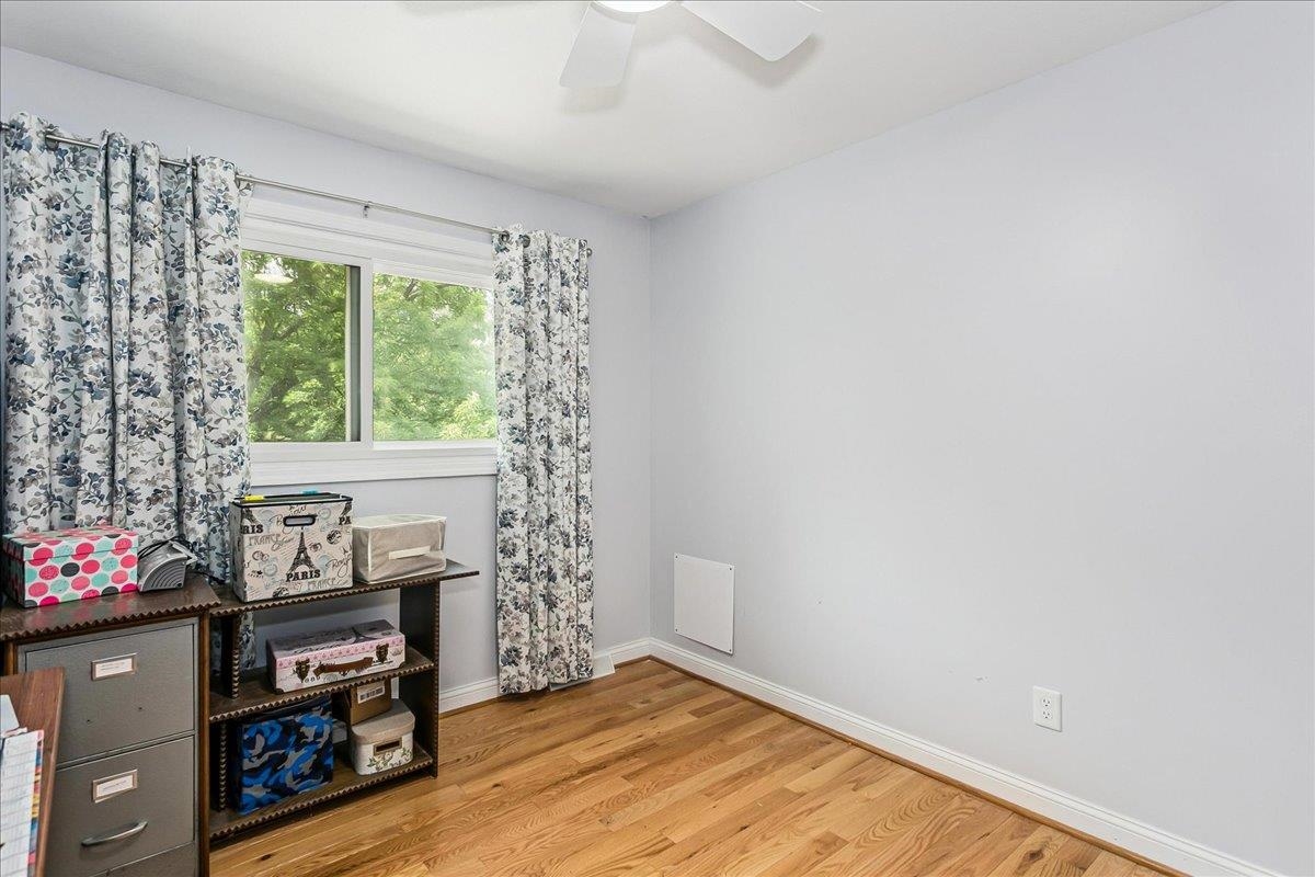 1113 E Springdale Property Photo 27