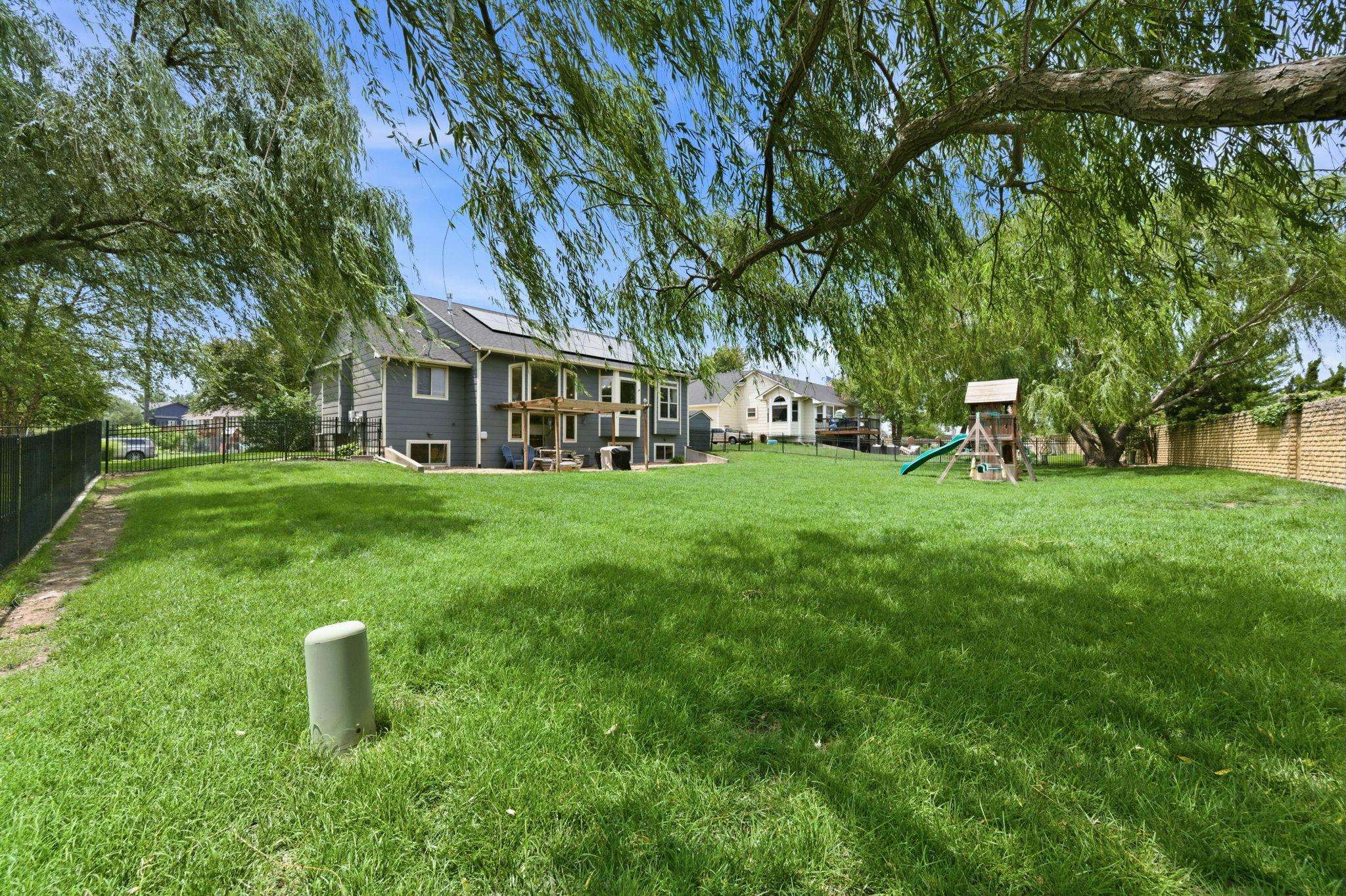 2216 N Newberry St. Property Photo 29