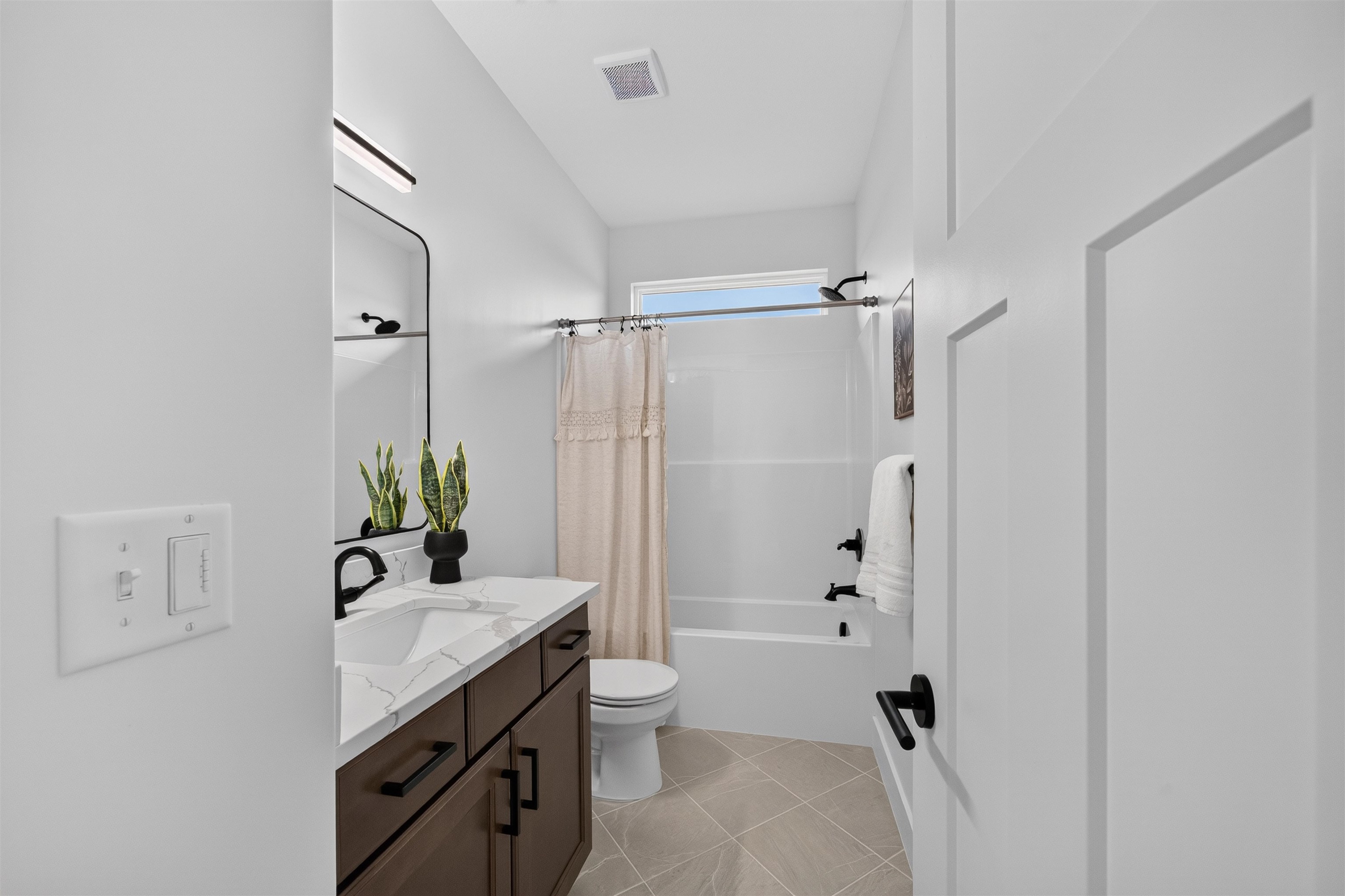 2812 E Kay St Property Photo 25