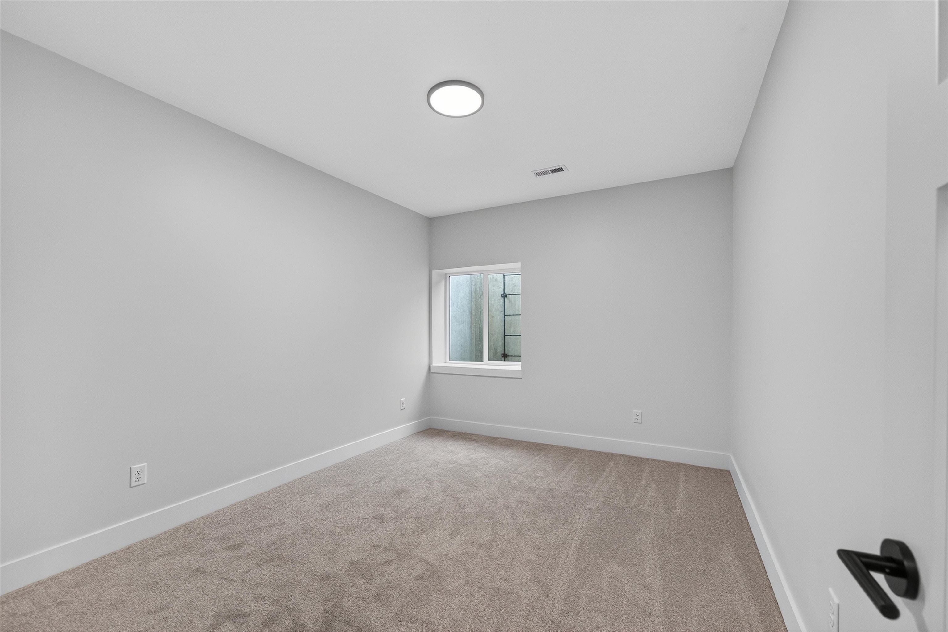 2812 E Kay St Property Photo 31