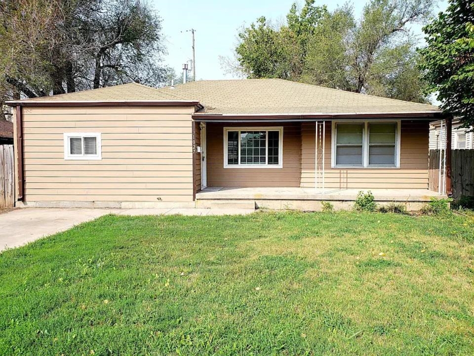 1027 N Wabash Ave. Property Photo 1