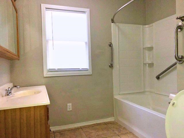 1933 S Palisade Ave. Property Photo 4
