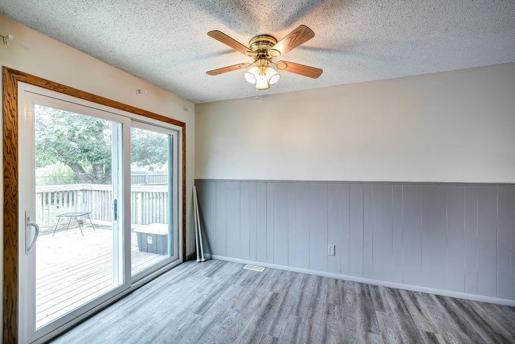 9 Deveron Property Photo 18