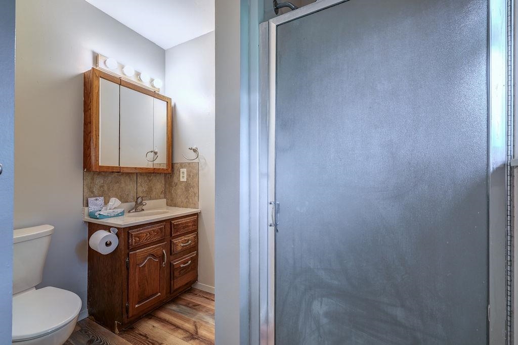 9 Deveron Property Photo 28