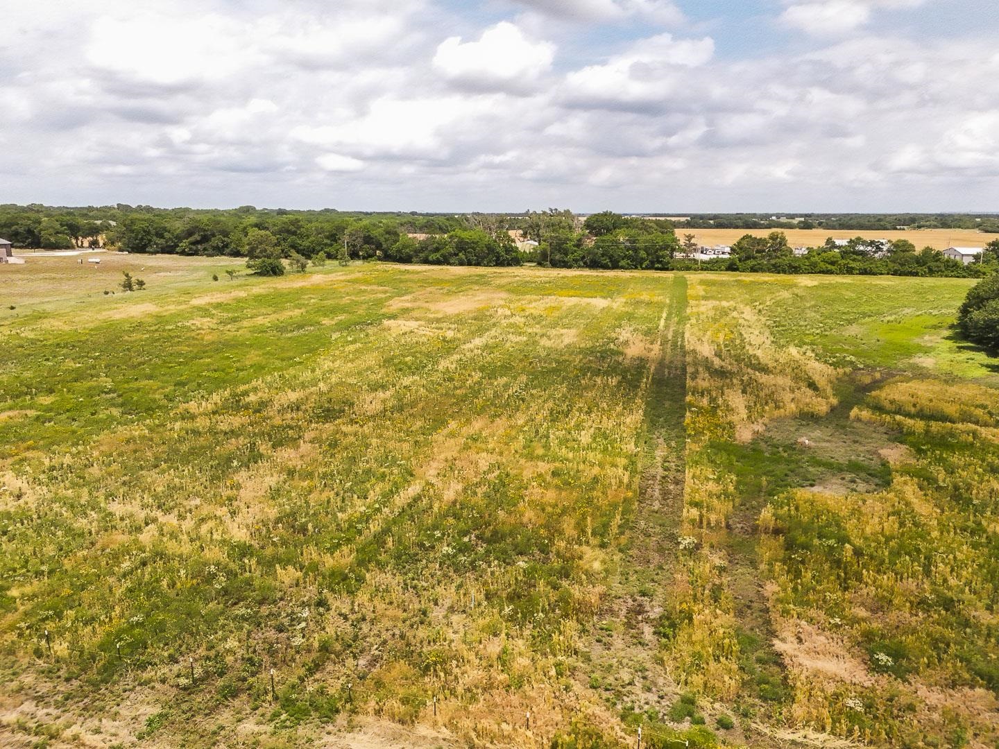 2.5 Acres On 183rd Property Photo 7