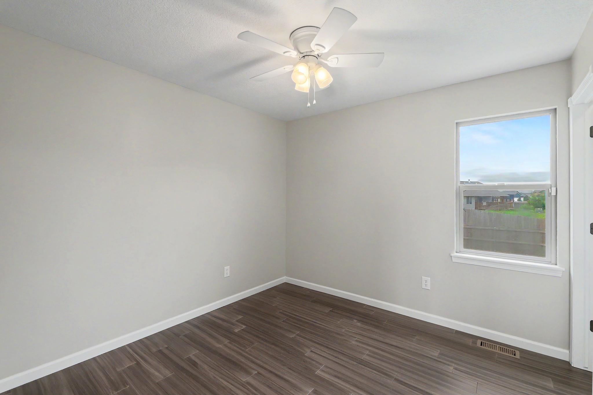 2637 E Mason Ridge Property Photo 14