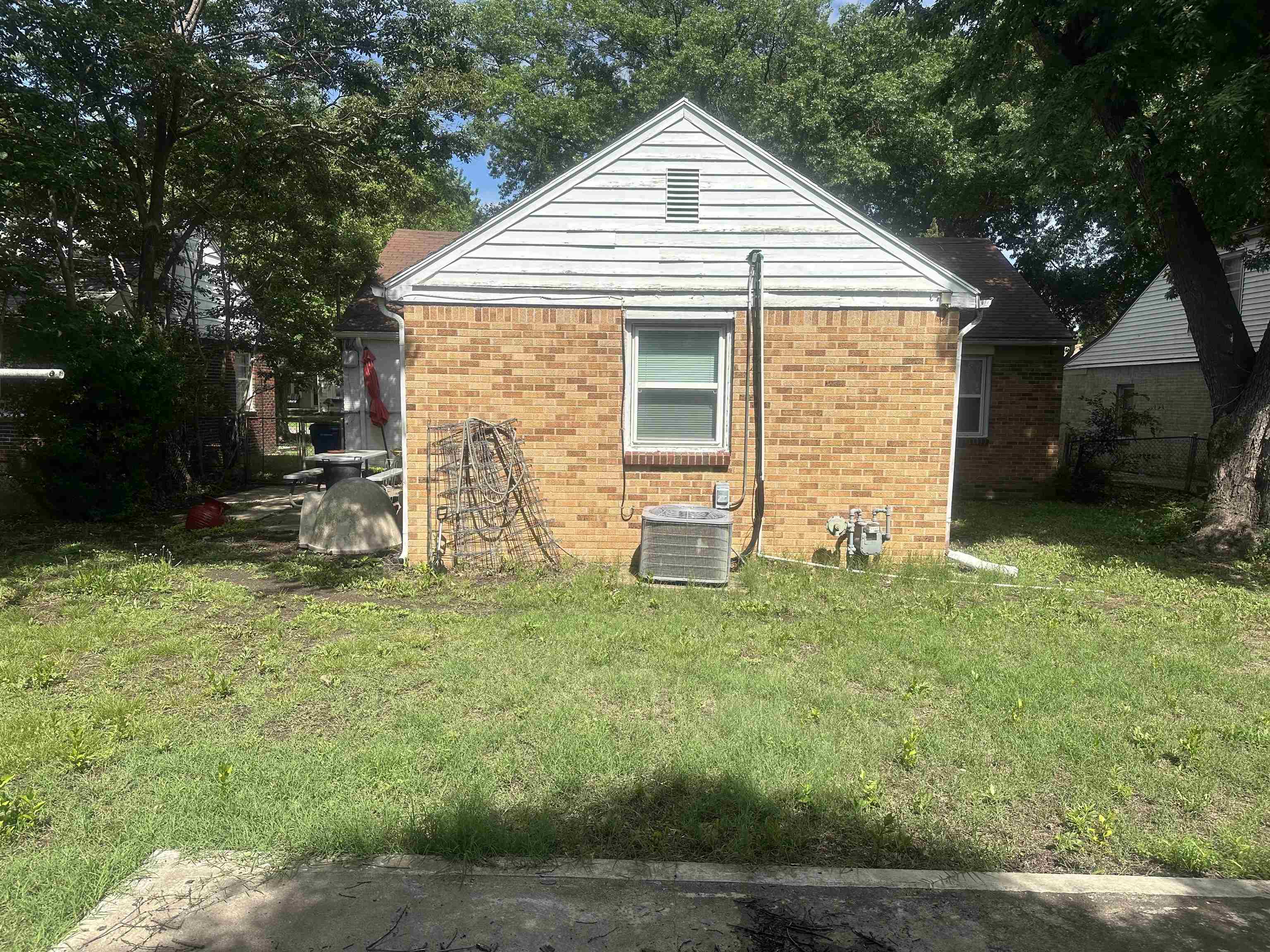 637 S Lightner Dr. Property Photo 13