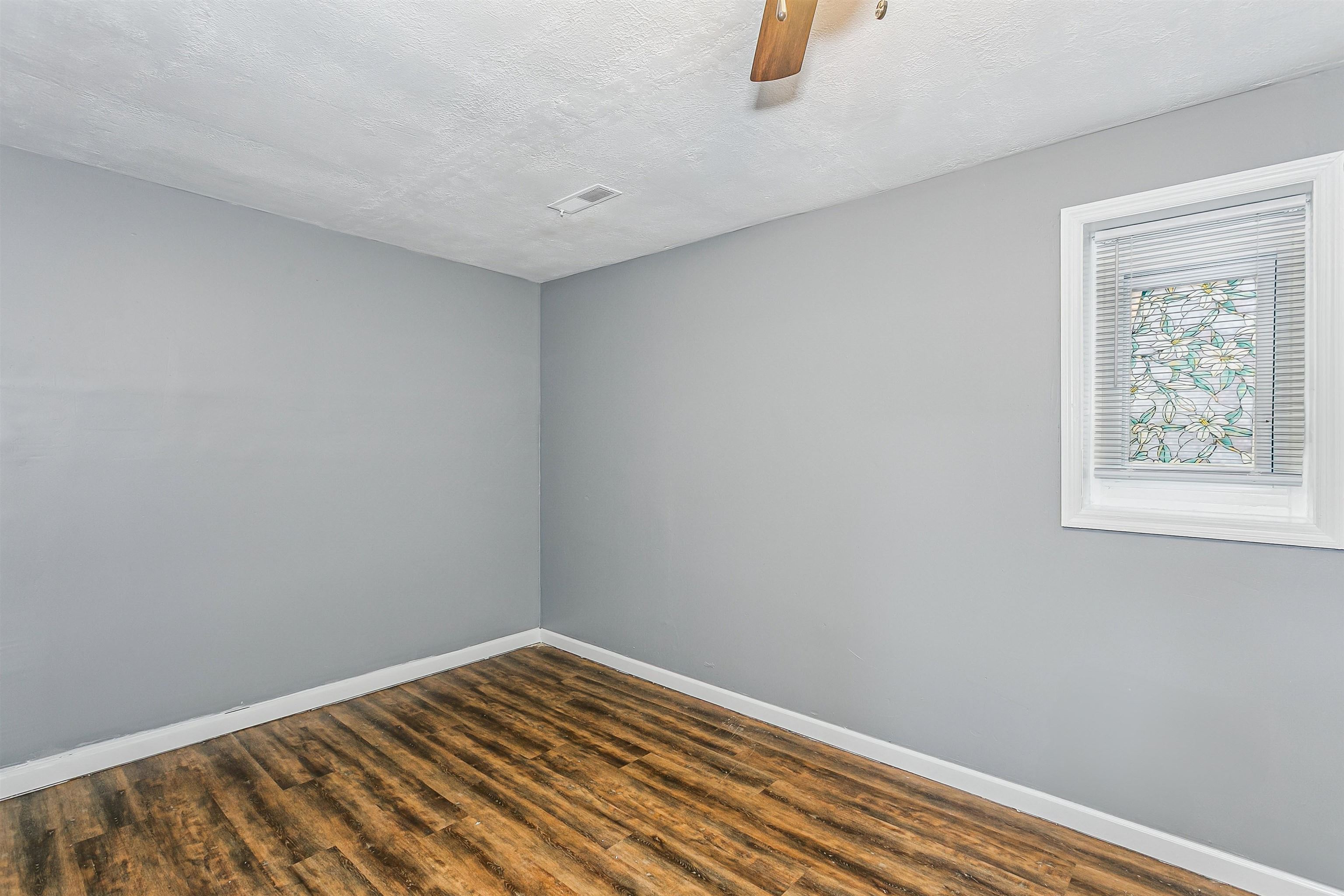 1836 S Laura Ave Property Photo 11