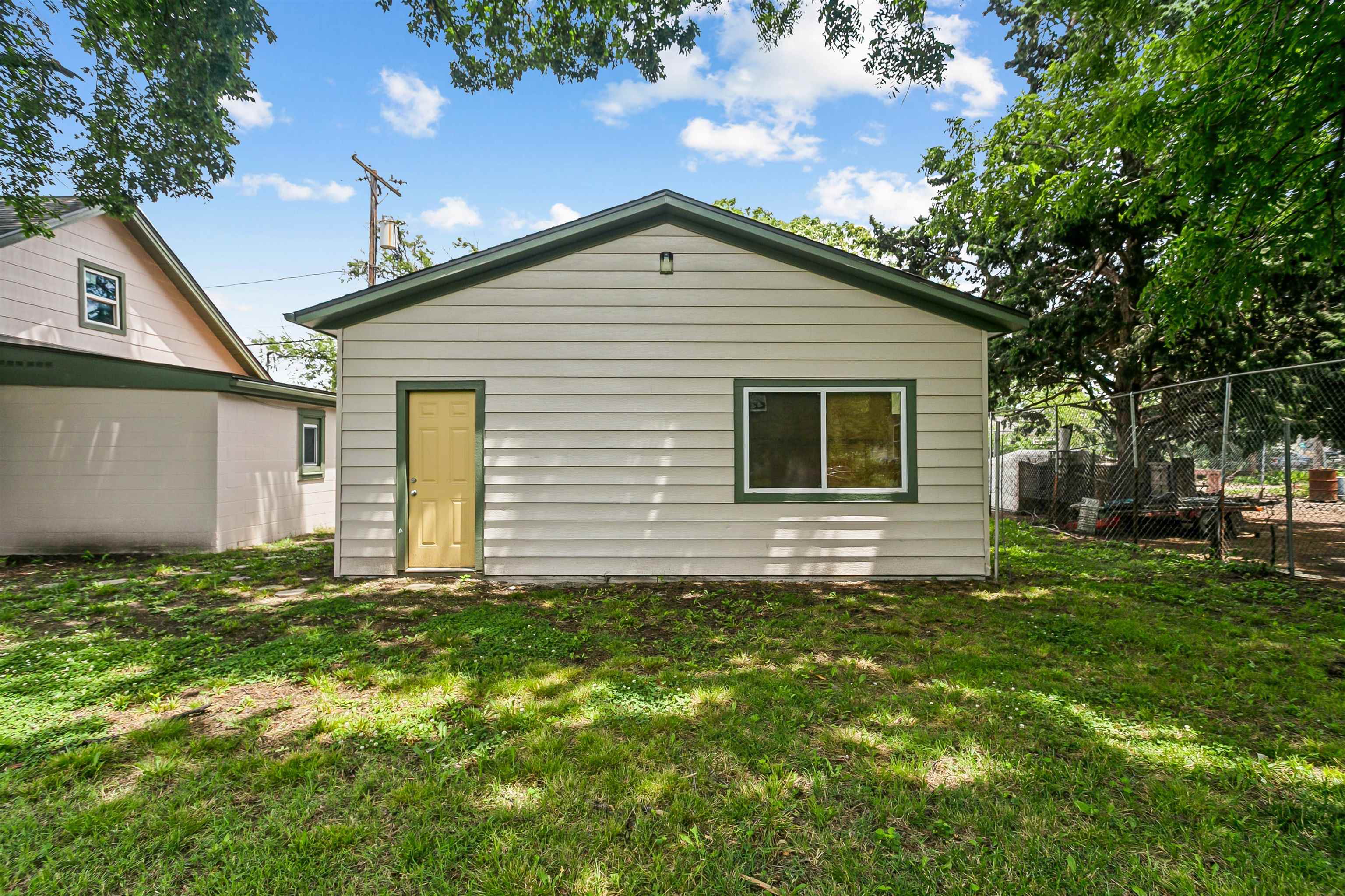 1836 S Laura Ave Property Photo 21