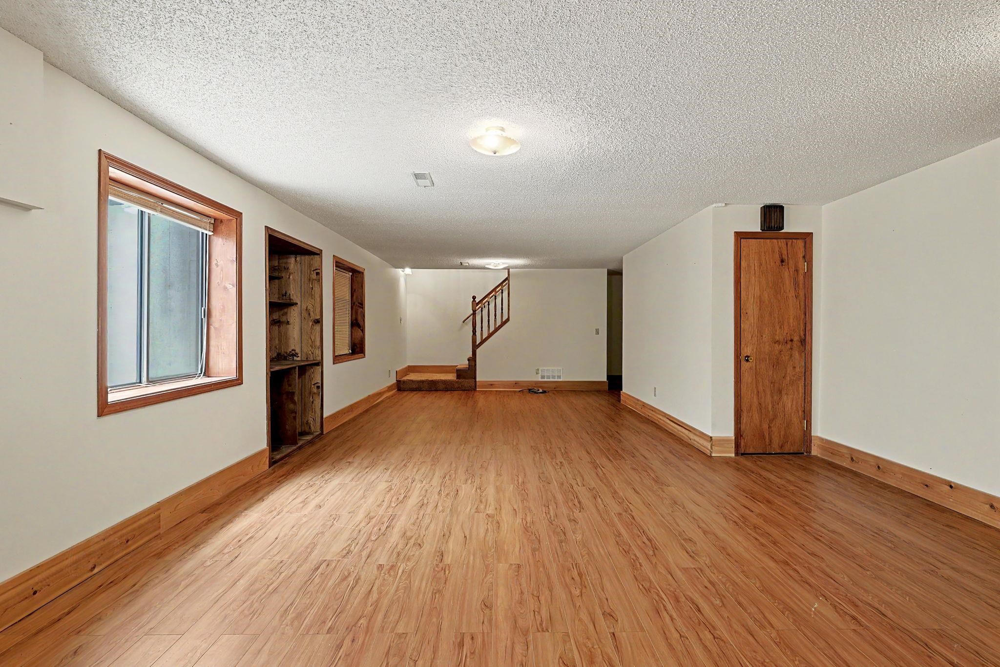 8425 S Lulu Ave Property Photo 15