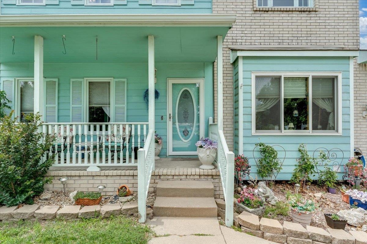 5359 S Stoneborough St Property Photo 3
