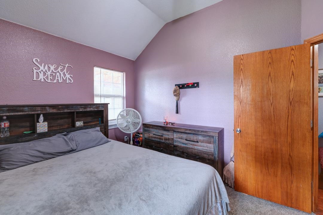 1322 N 15th Property Photo 11