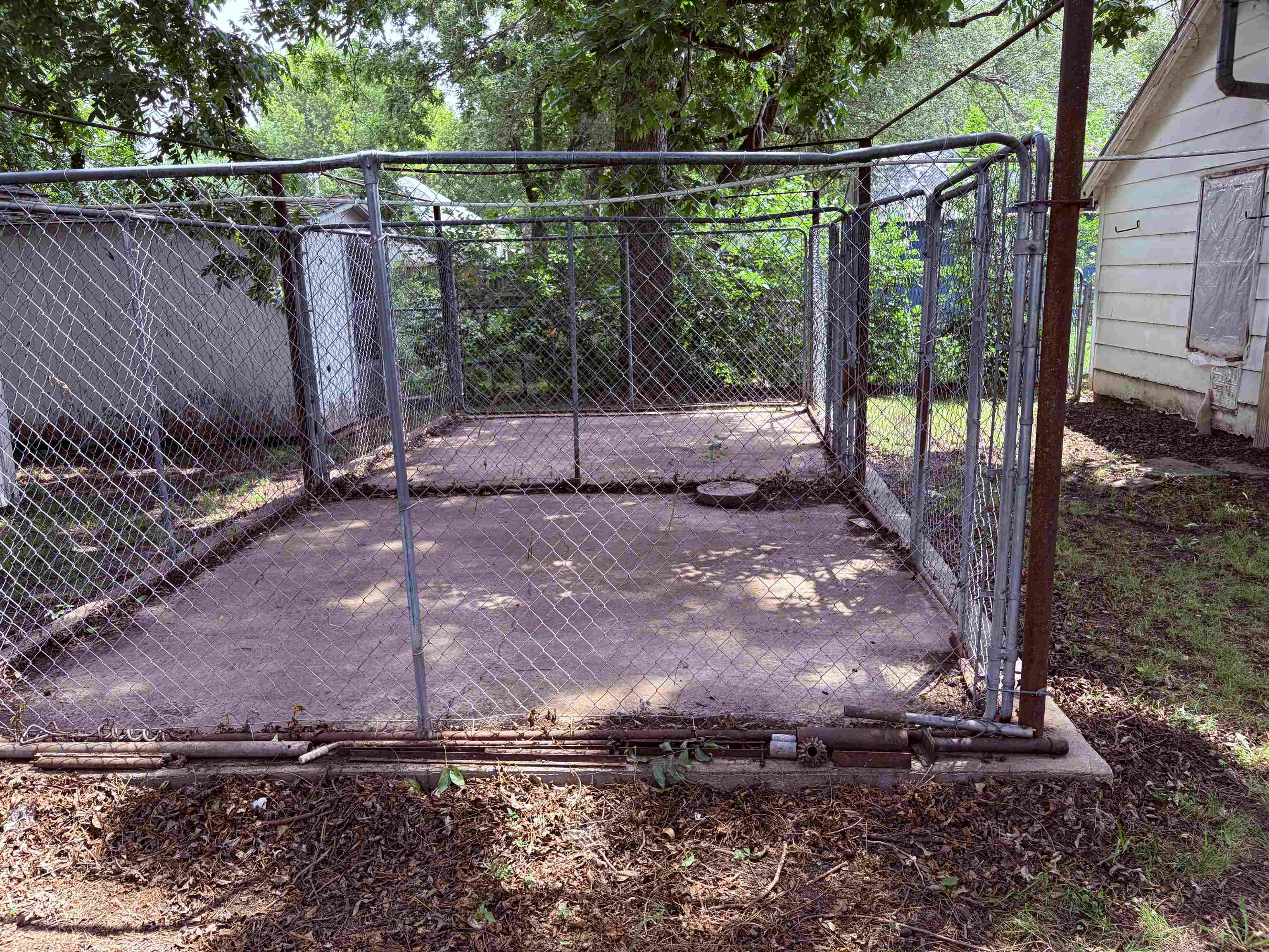 406 E 5th Ave Property Photo 25