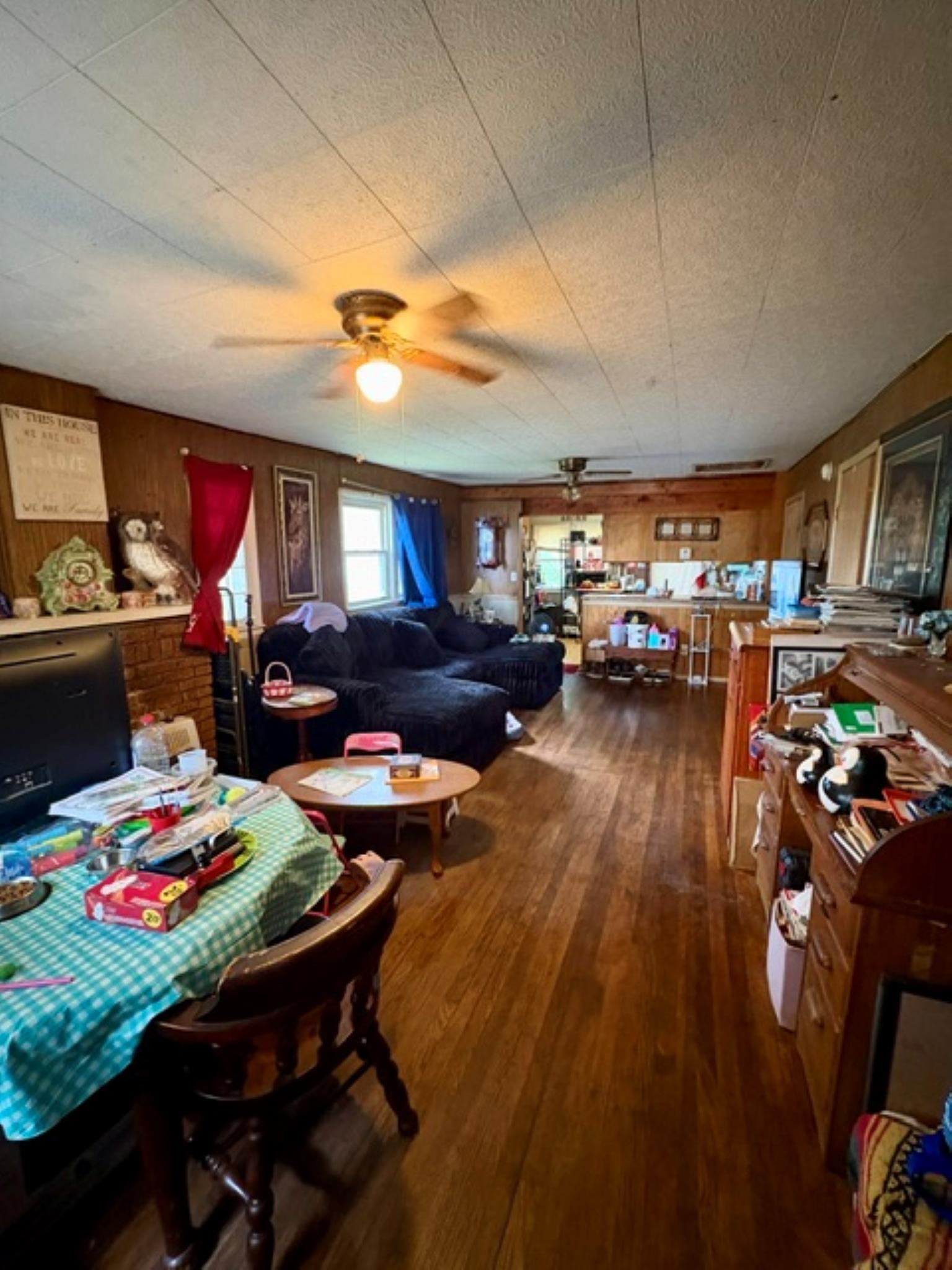 1009 W Kansas Ave Property Photo 3