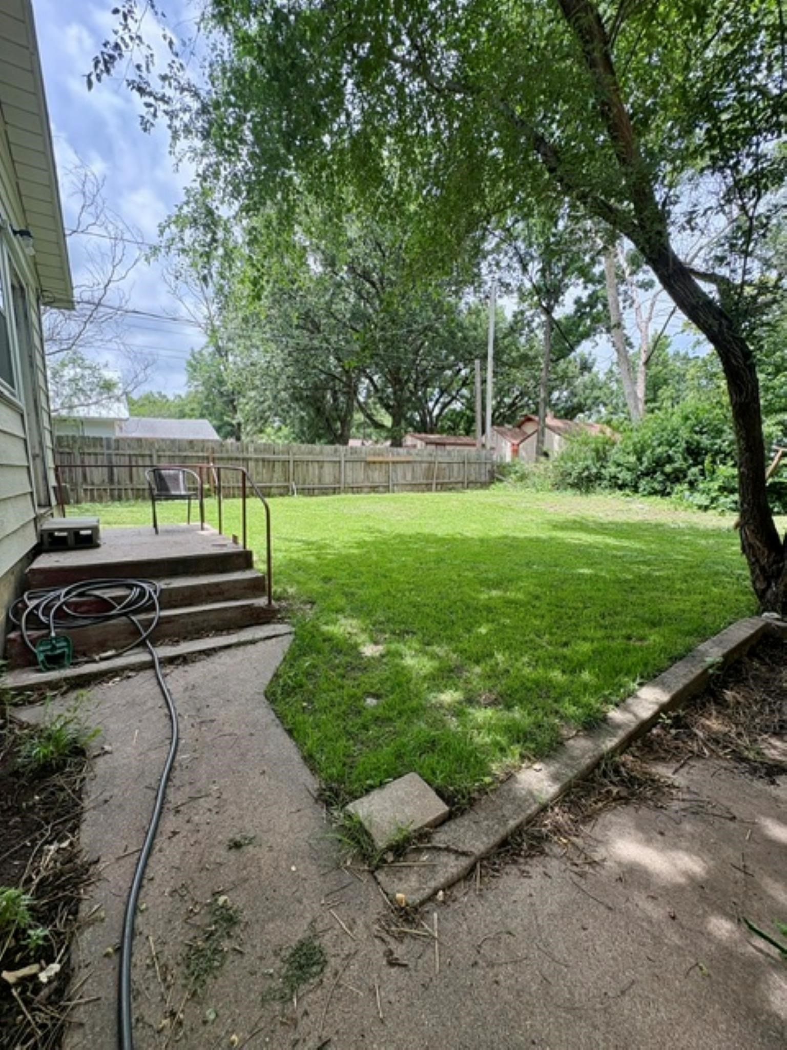 514 W Cave Springs Ave Property Photo 14