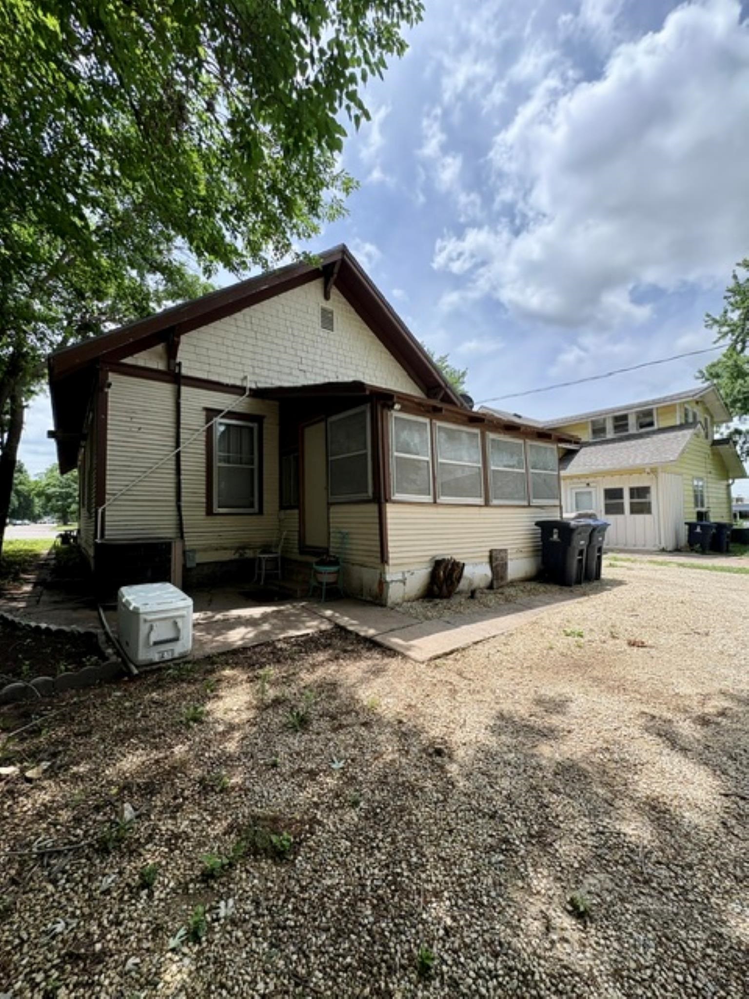 1218 W Central Ave Property Photo 11