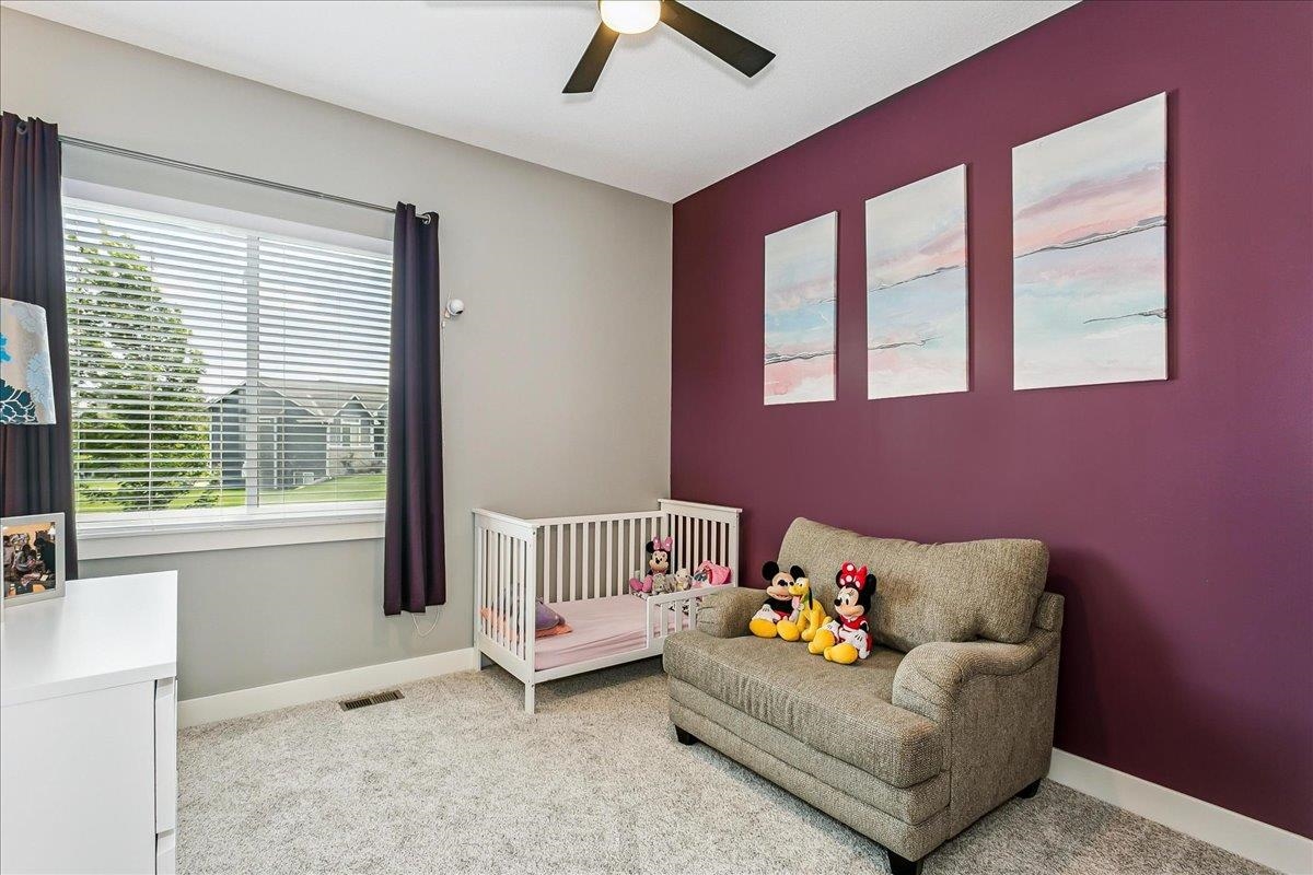 2407 N Lakeside Cir. Property Photo 18
