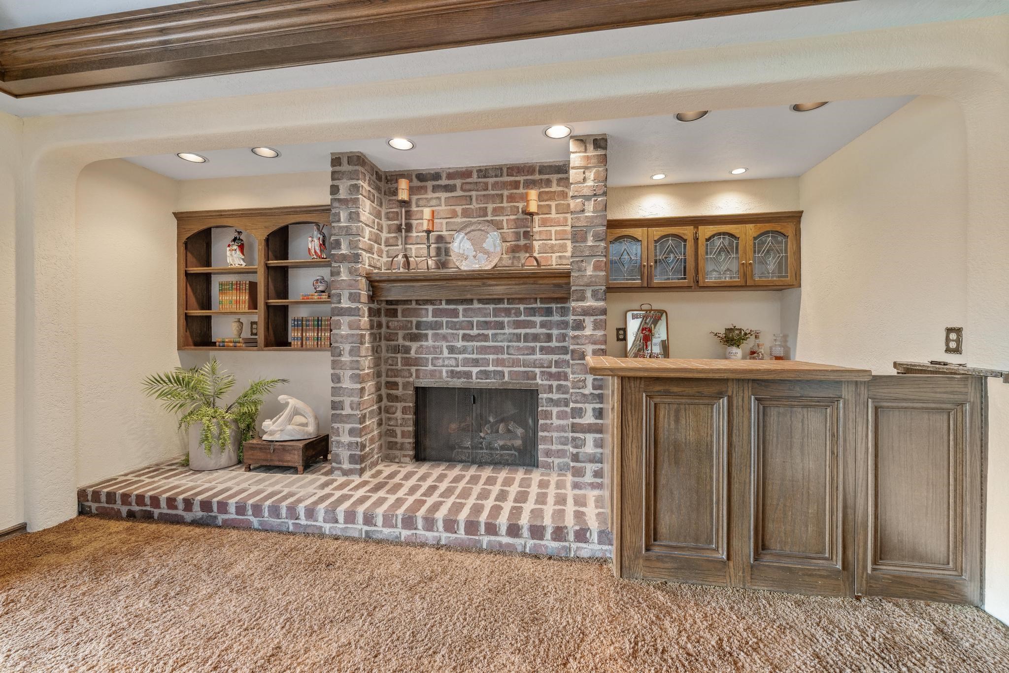 13121 E Killenwood Drive Property Photo 6