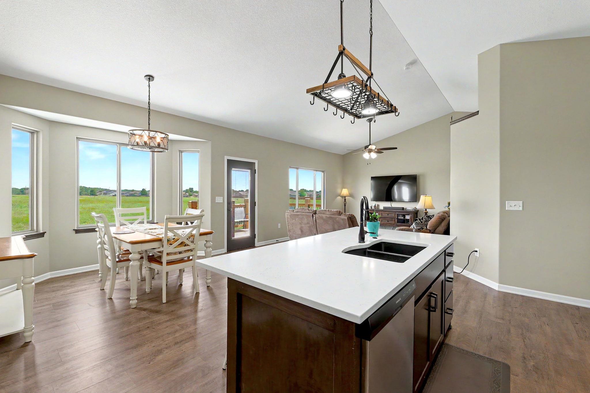 2594 Spring Meadows Ct Property Photo 12