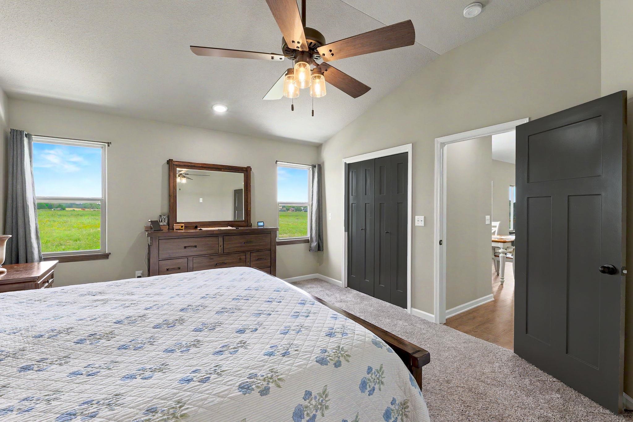 2594 Spring Meadows Ct Property Photo 18
