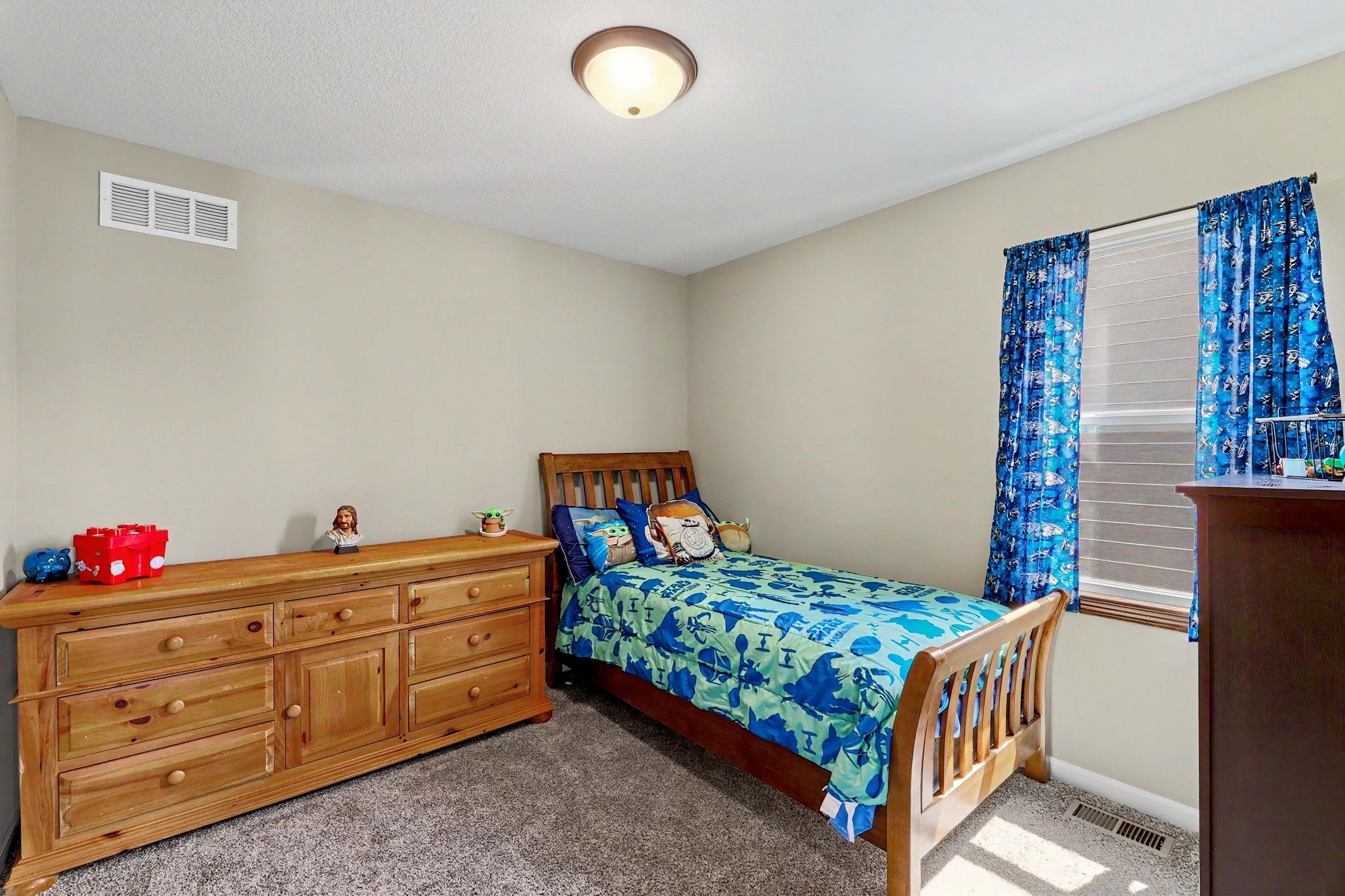2594 Spring Meadows Ct Property Photo 23