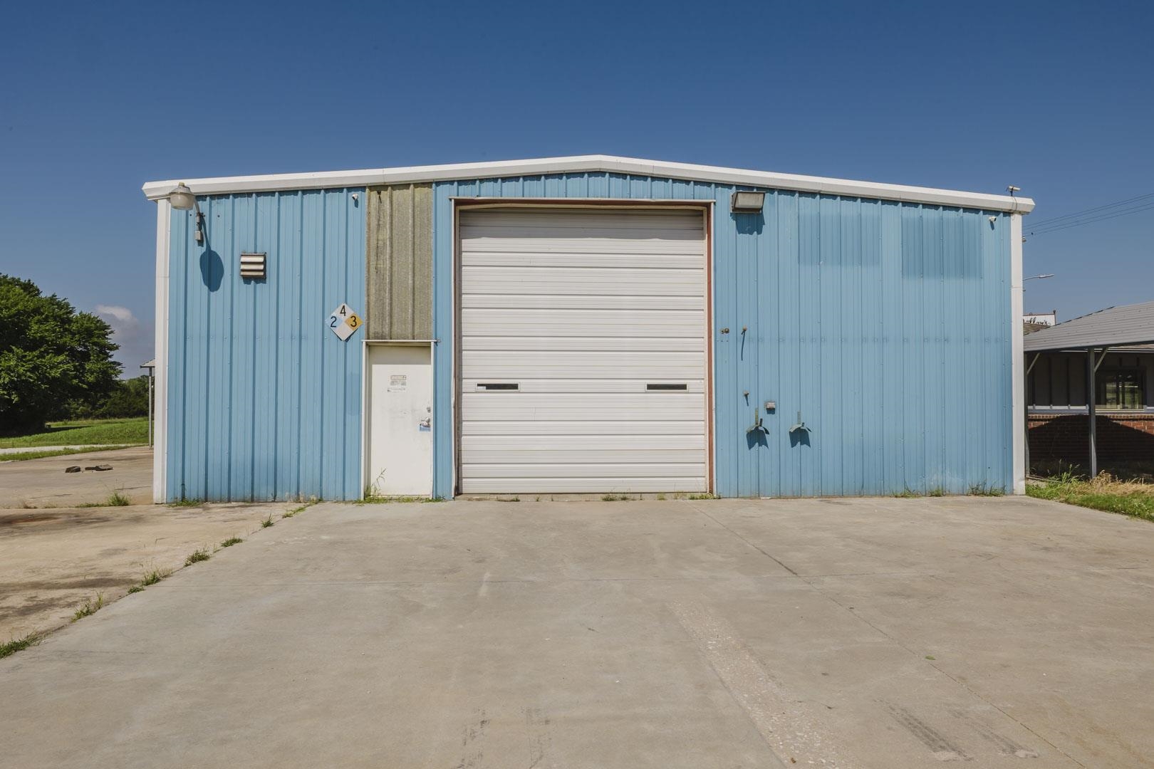 3315 E Central Property Photo 28