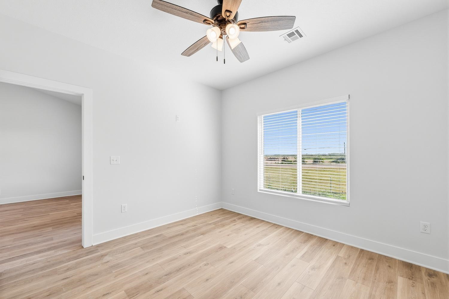 5312 W Rolly St. Property Photo 15