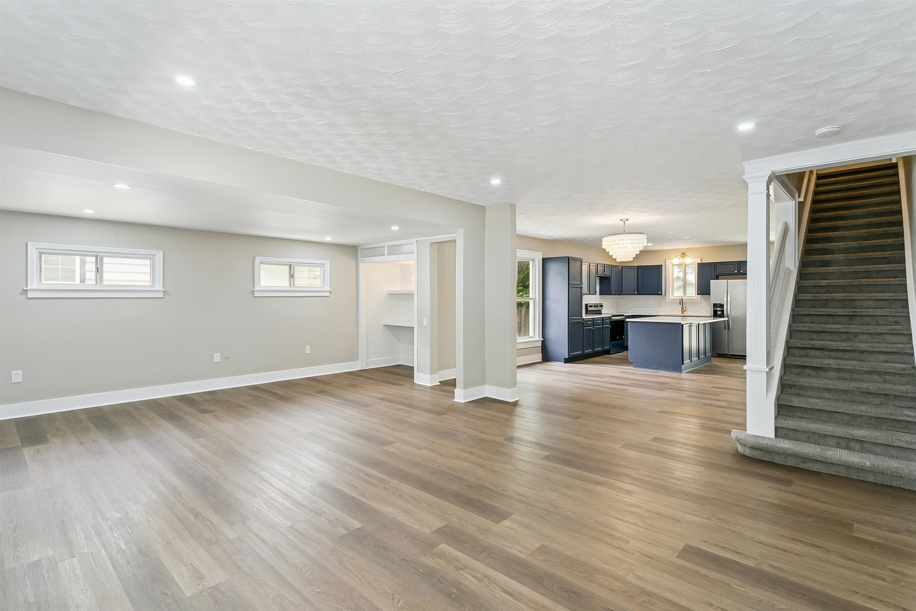 132 S Green Property Photo 16