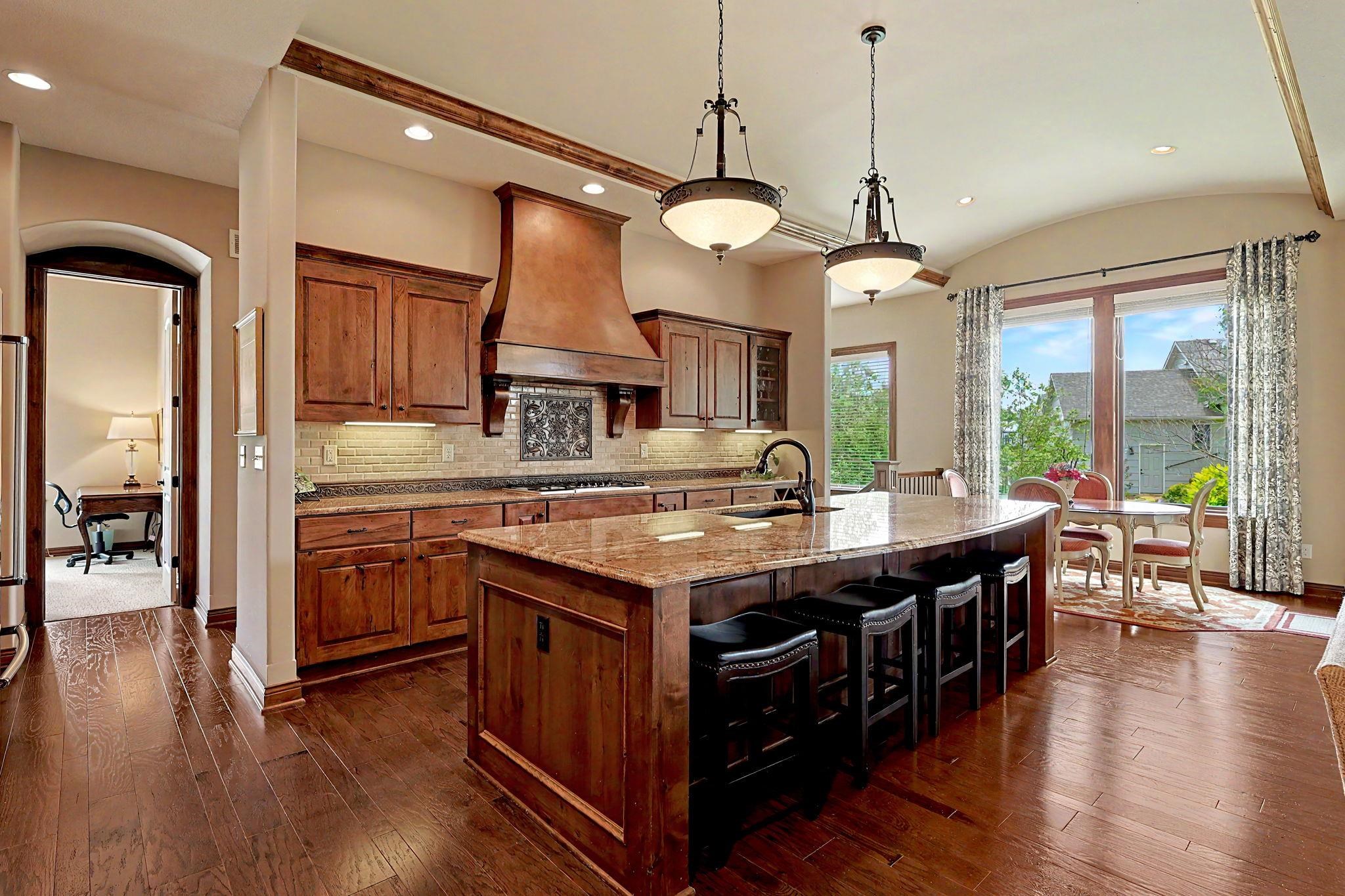 1610 N Graystone Property Photo 12