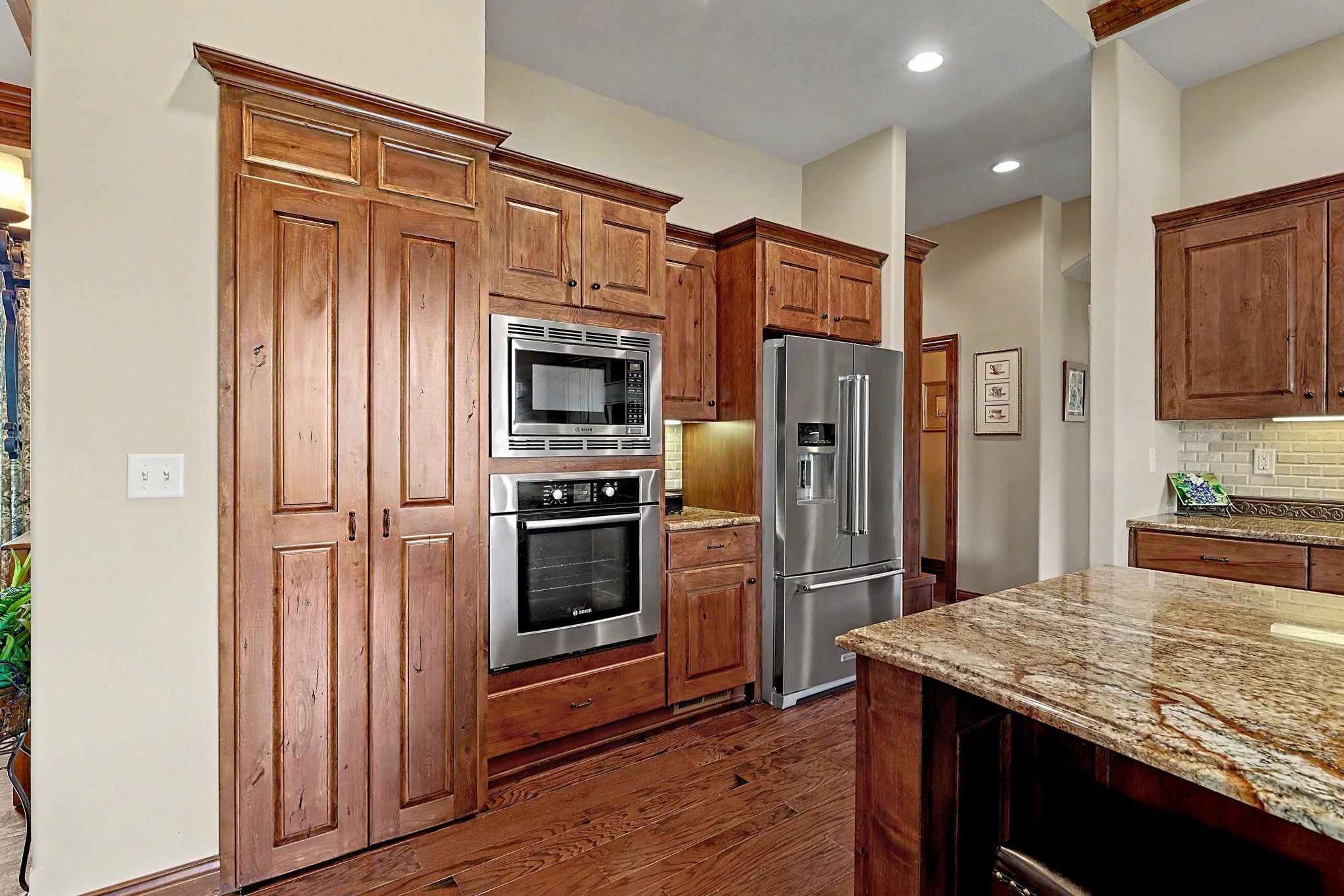 1610 N Graystone Property Photo 15