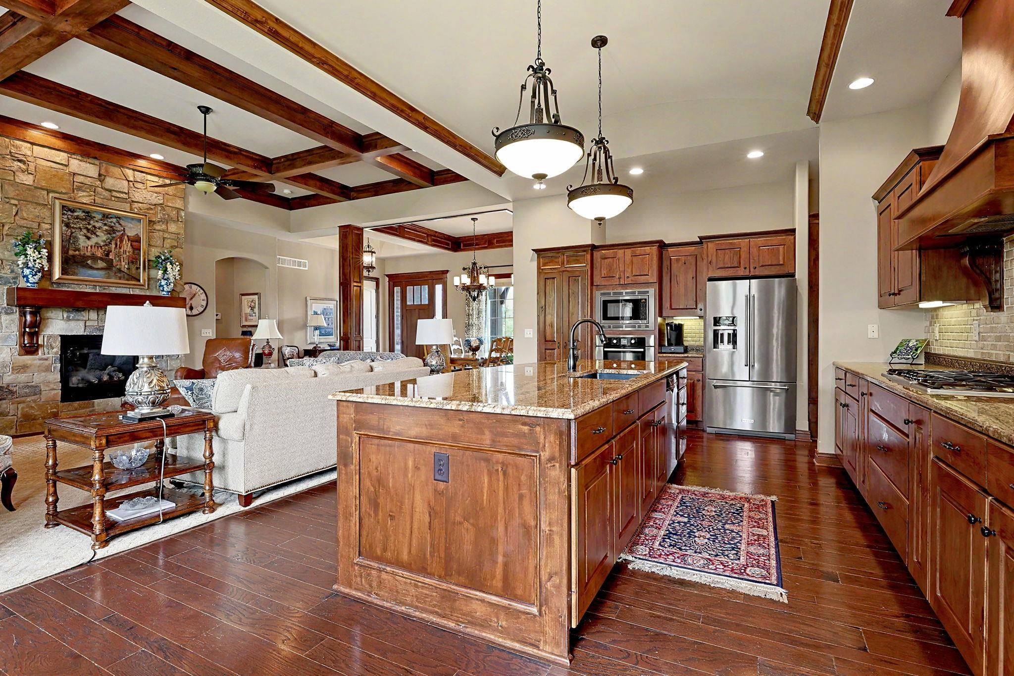 1610 N Graystone Property Photo 18