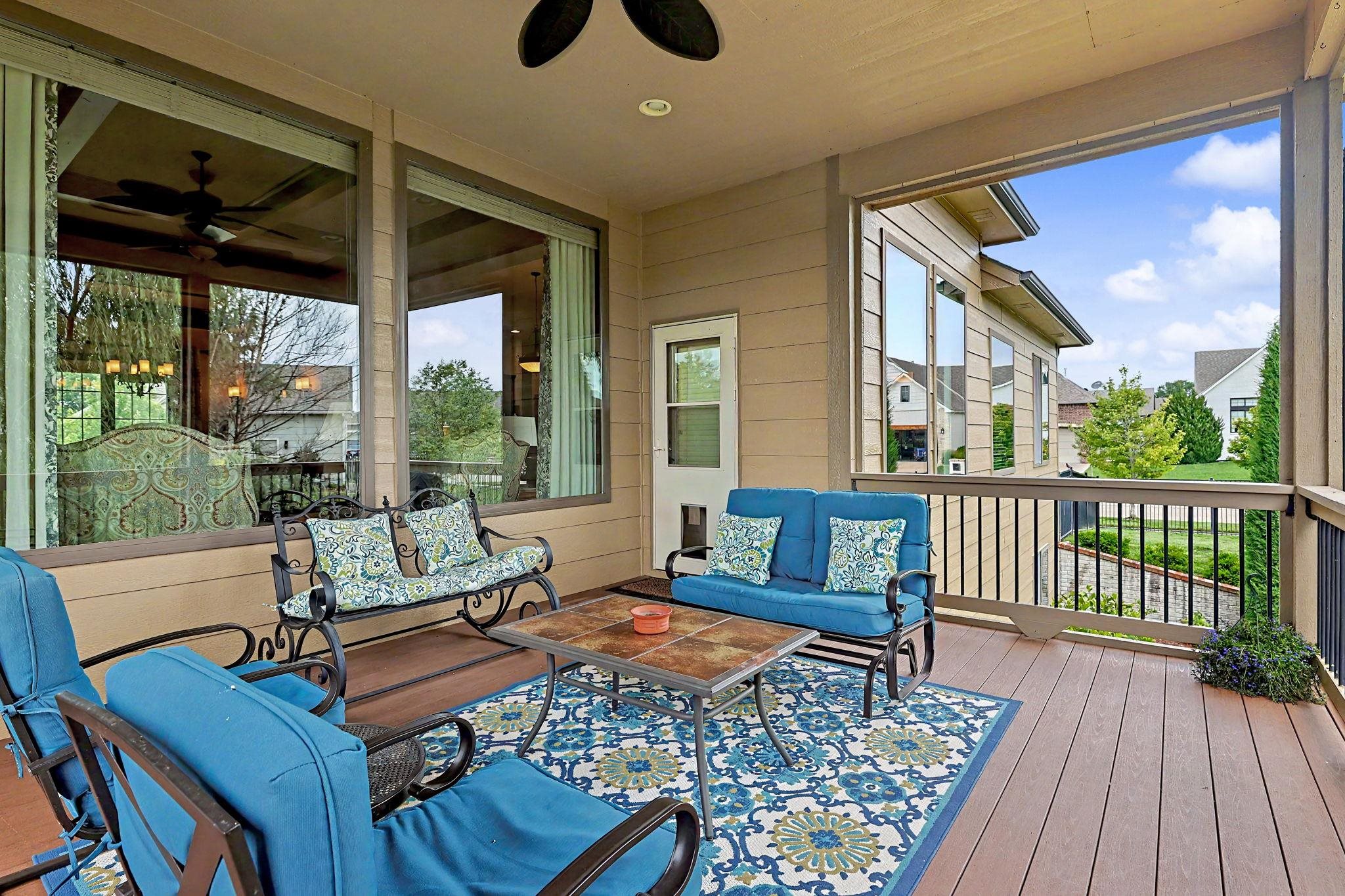 1610 N Graystone Property Photo 32