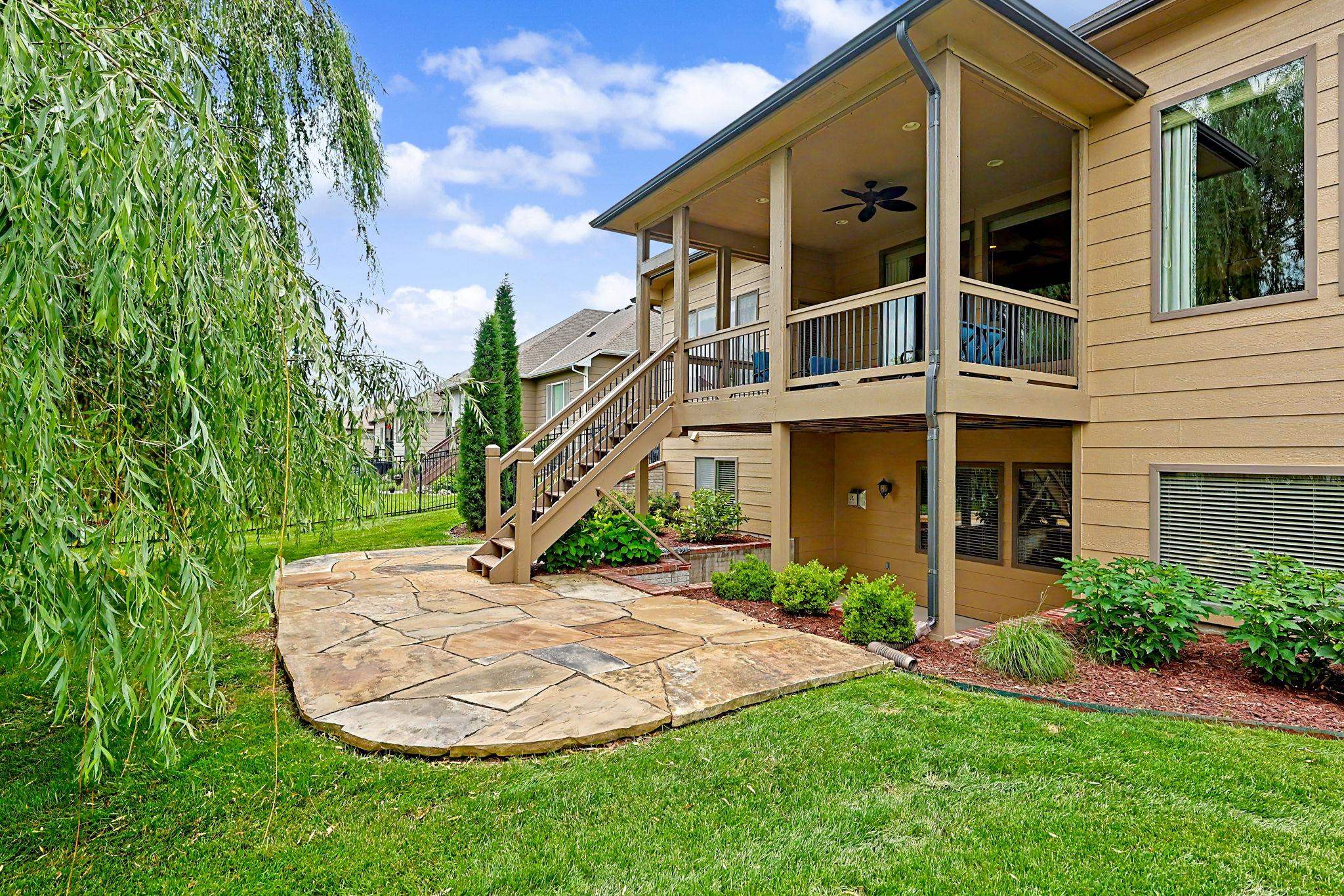 1610 N Graystone Property Photo 35