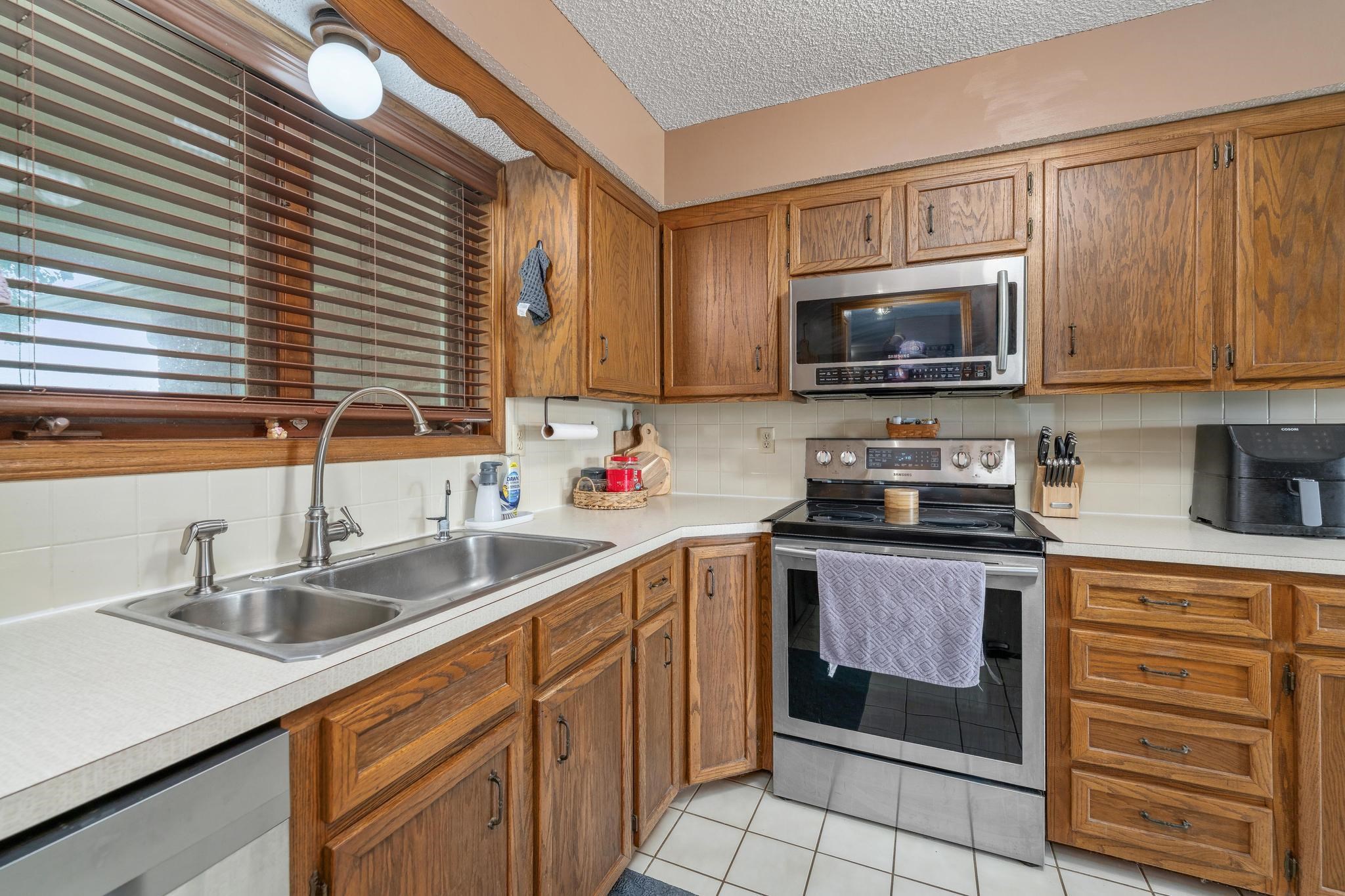 1254 N Osage Rd Property Photo 13