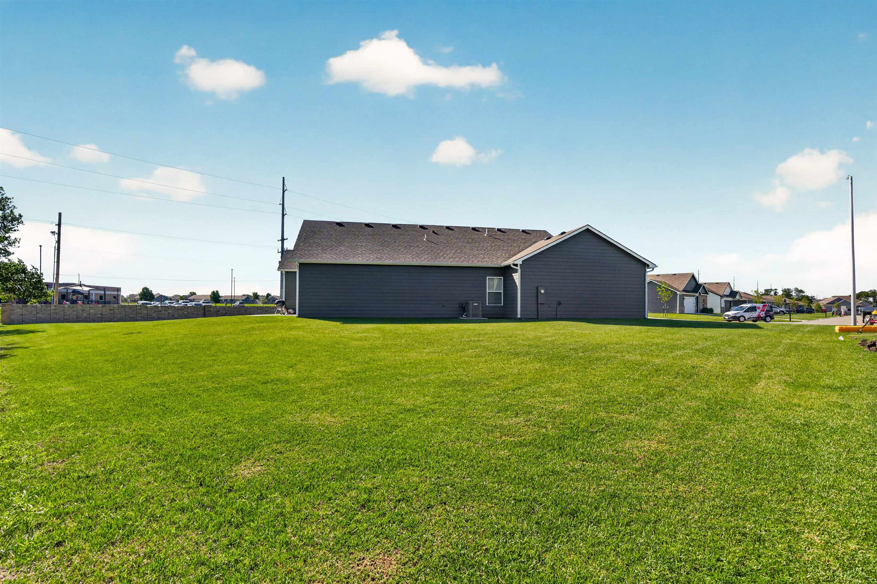 1604 Casey Cir Property Photo 27
