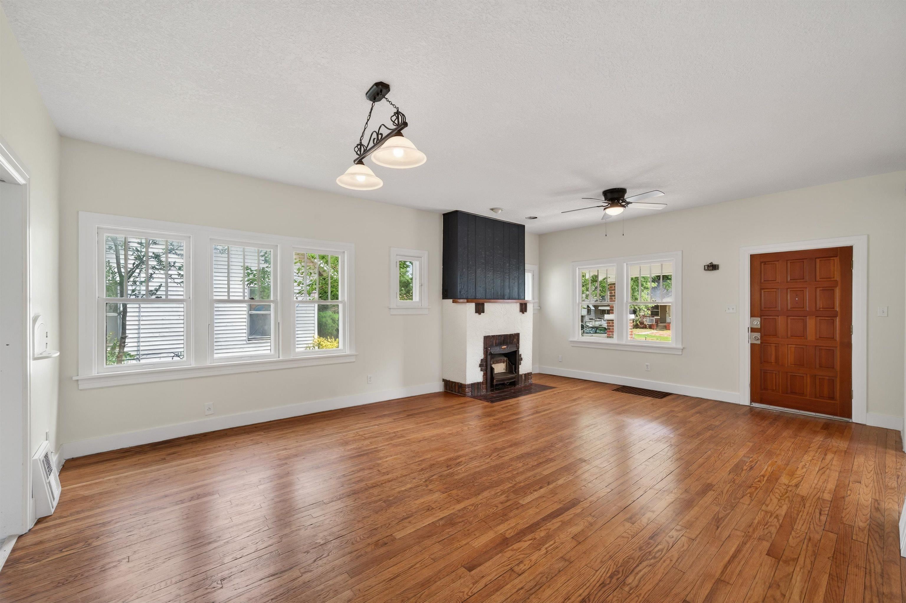 1957 S Market Property Photo 4
