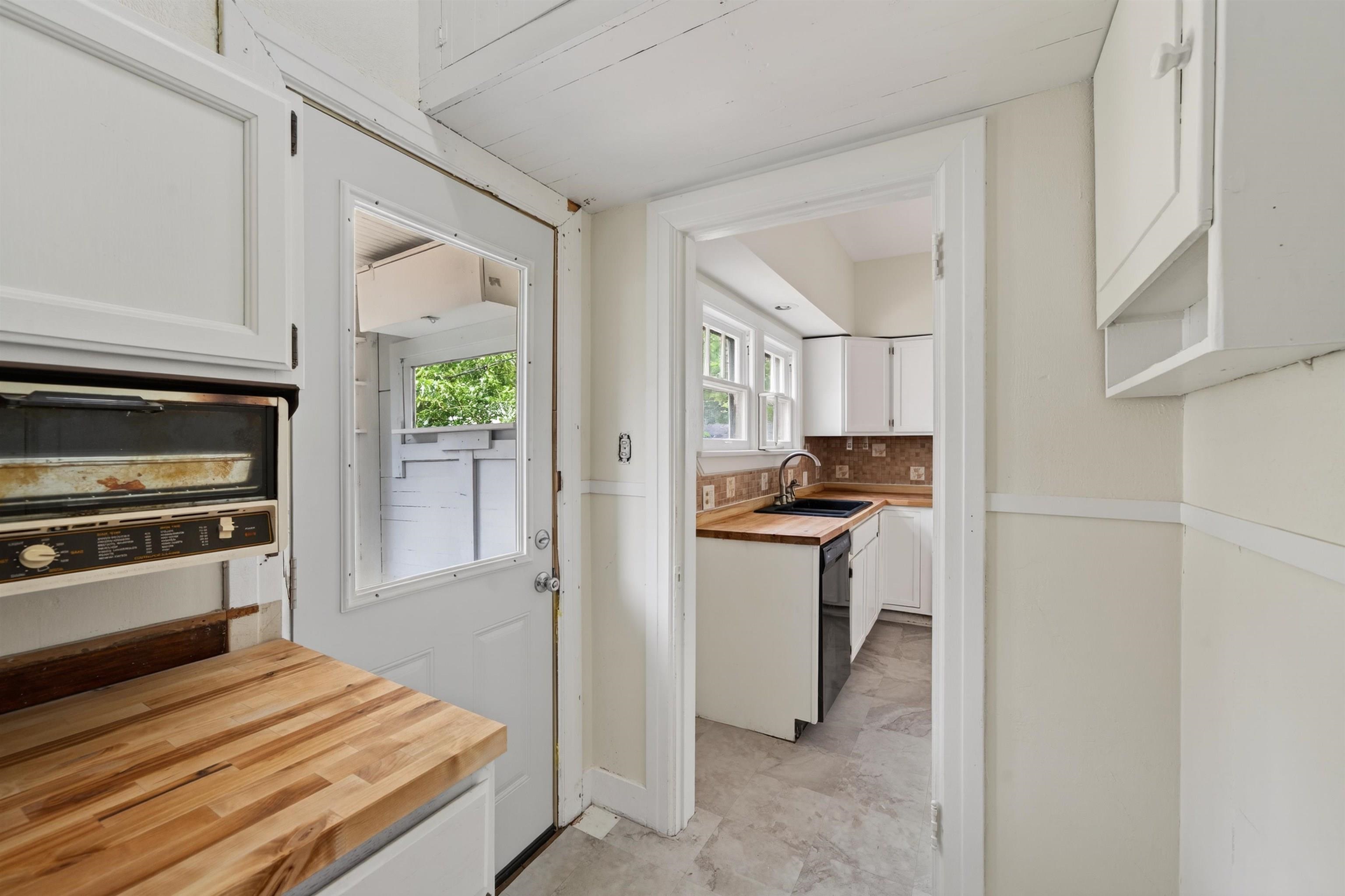 1957 S Market Property Photo 9