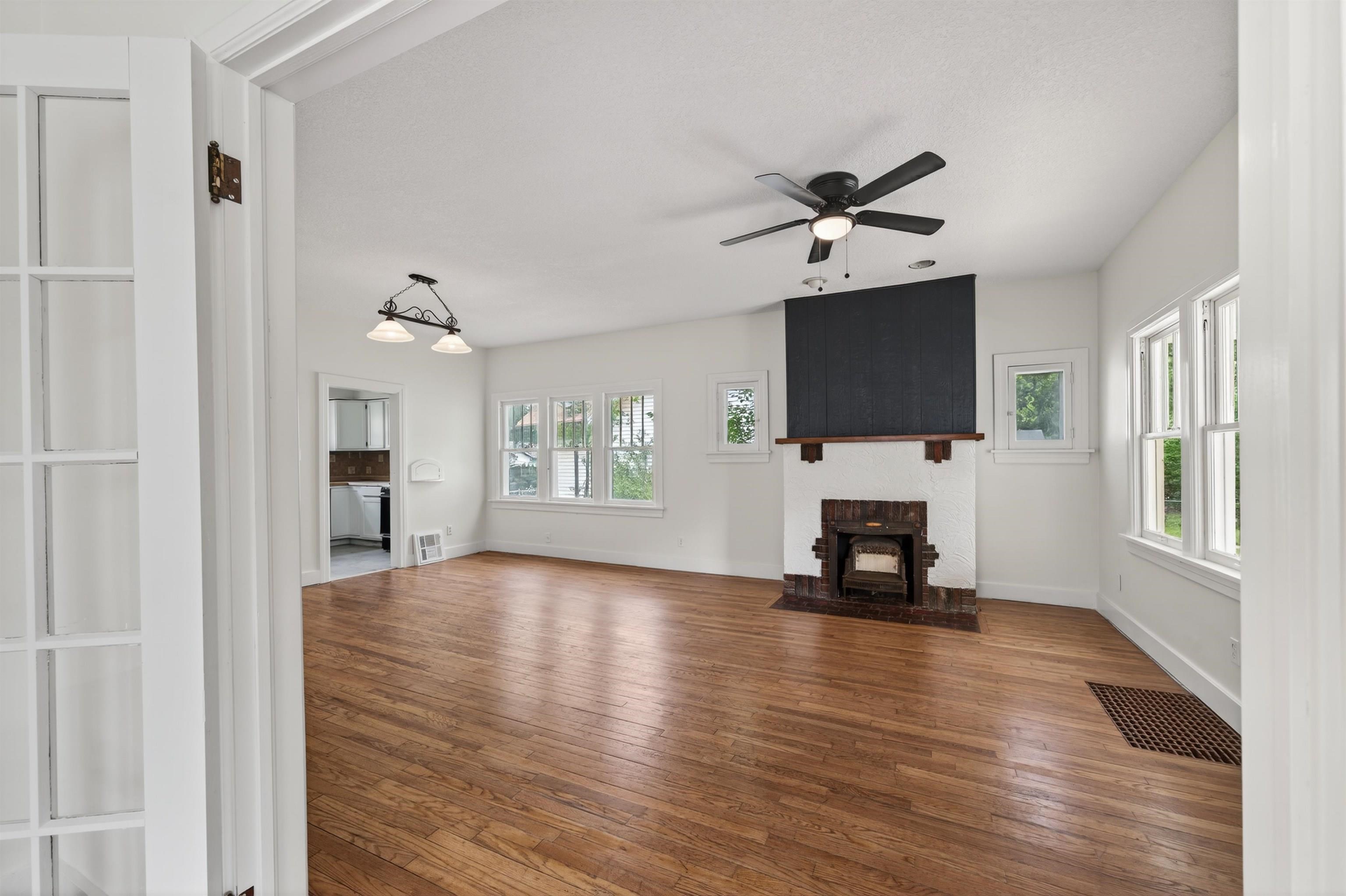 1957 S Market Property Photo 13