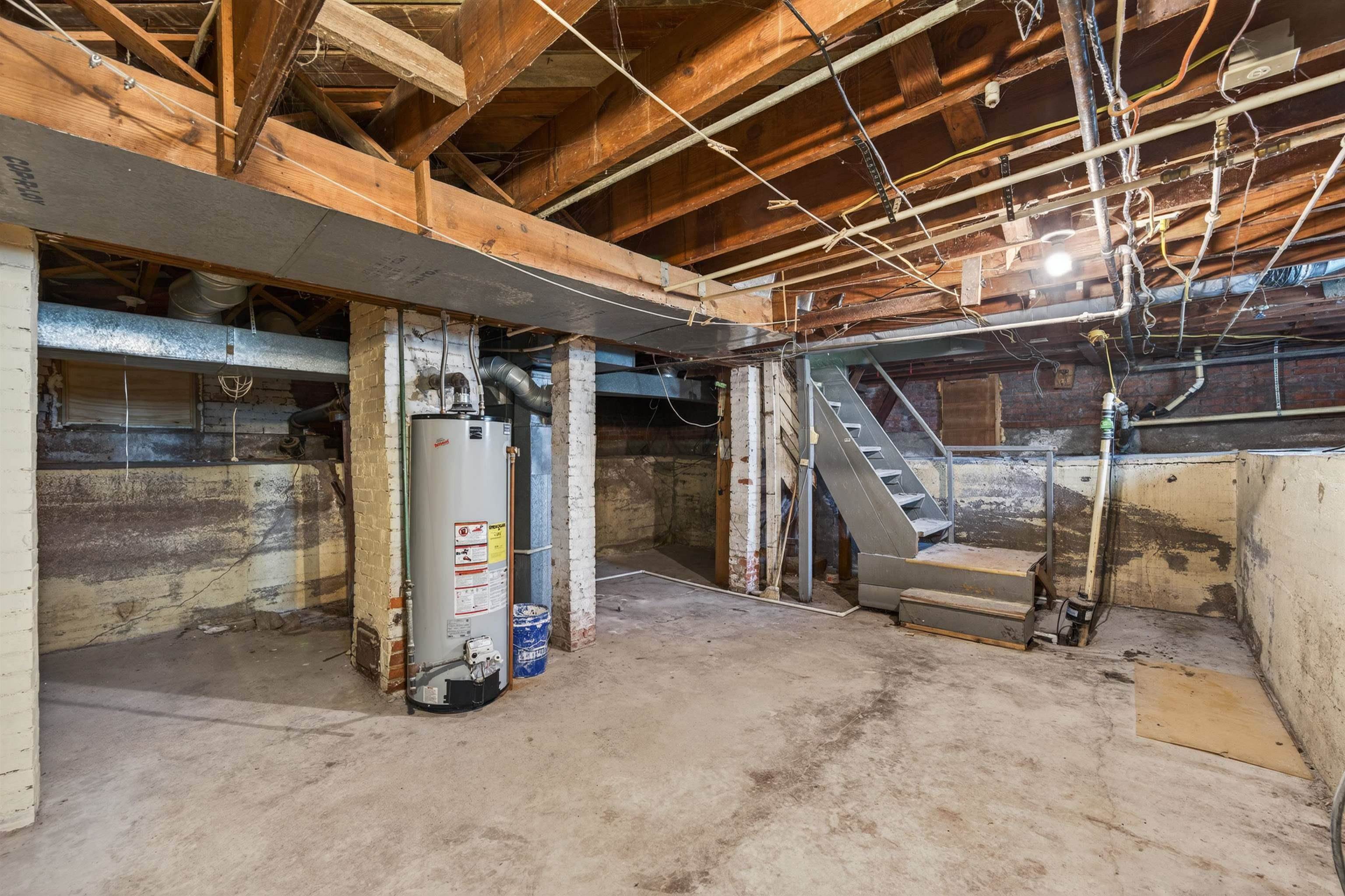 1957 S Market Property Photo 18