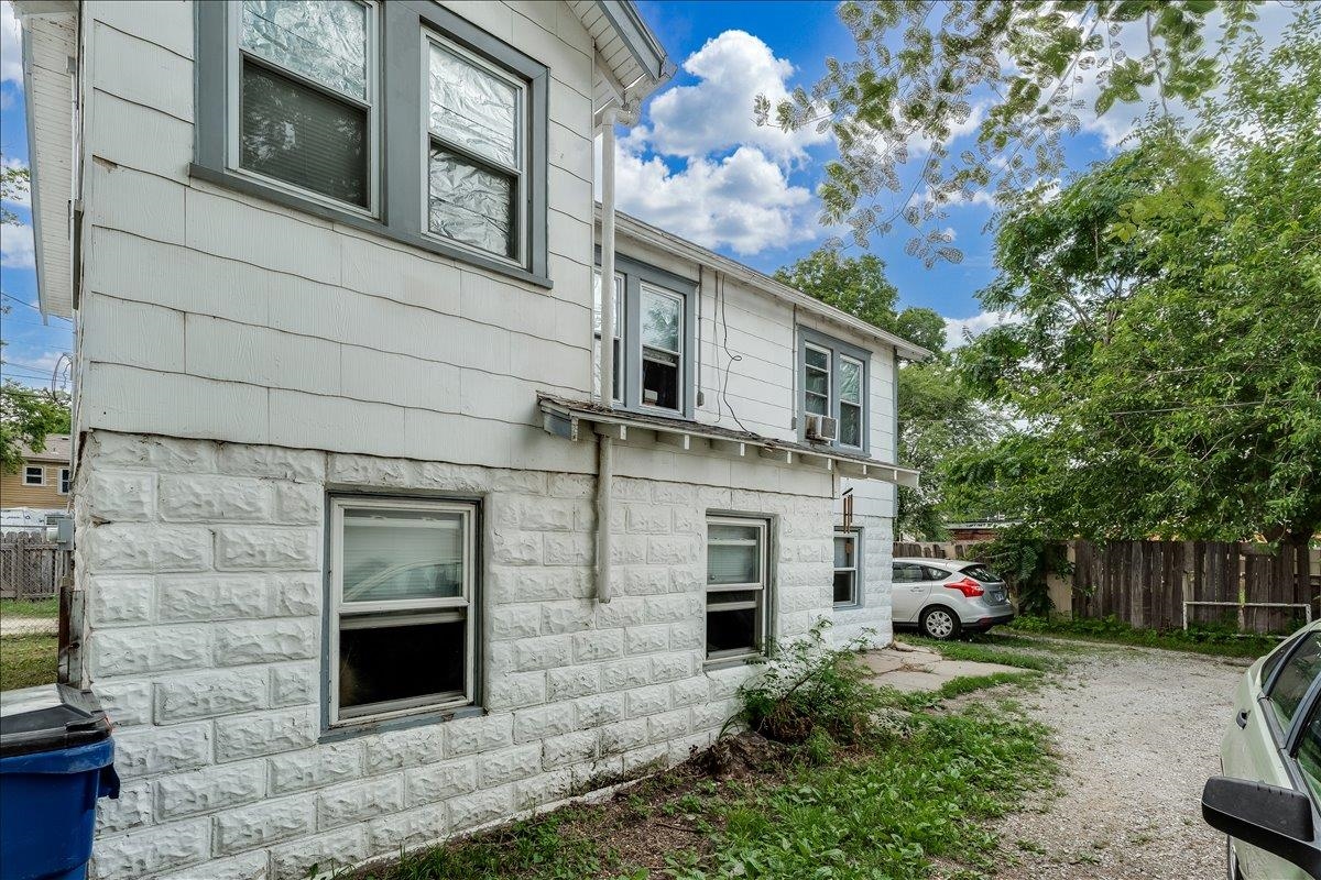 2043 S Broadway Ave Property Photo 30