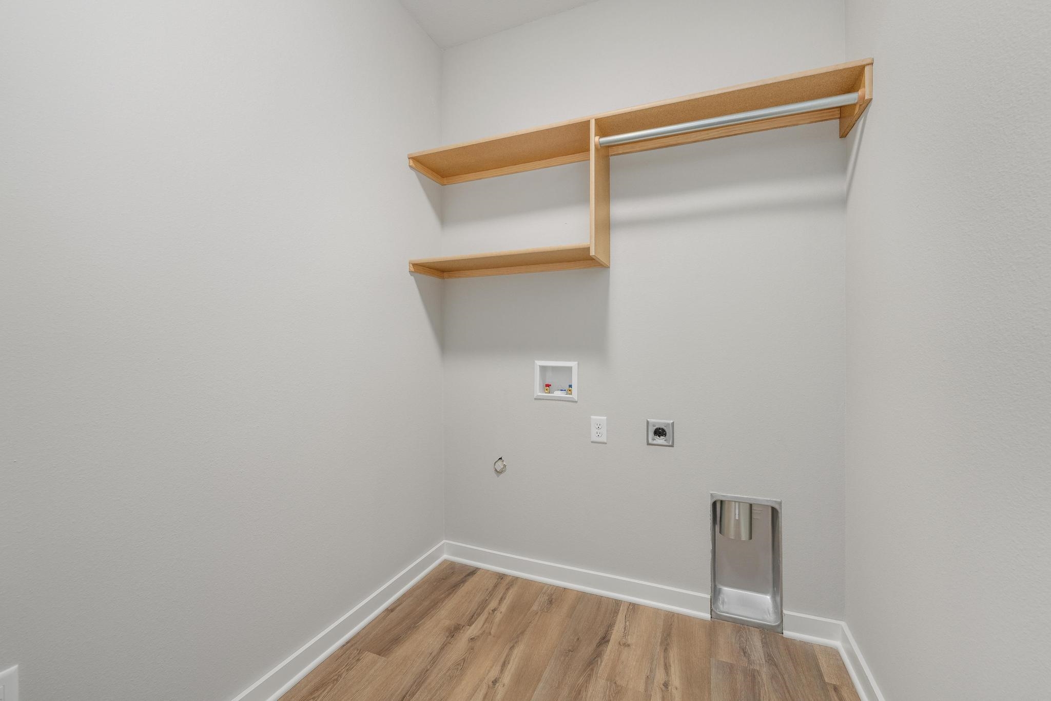 809 N Rainbow Lake St Property Photo 22
