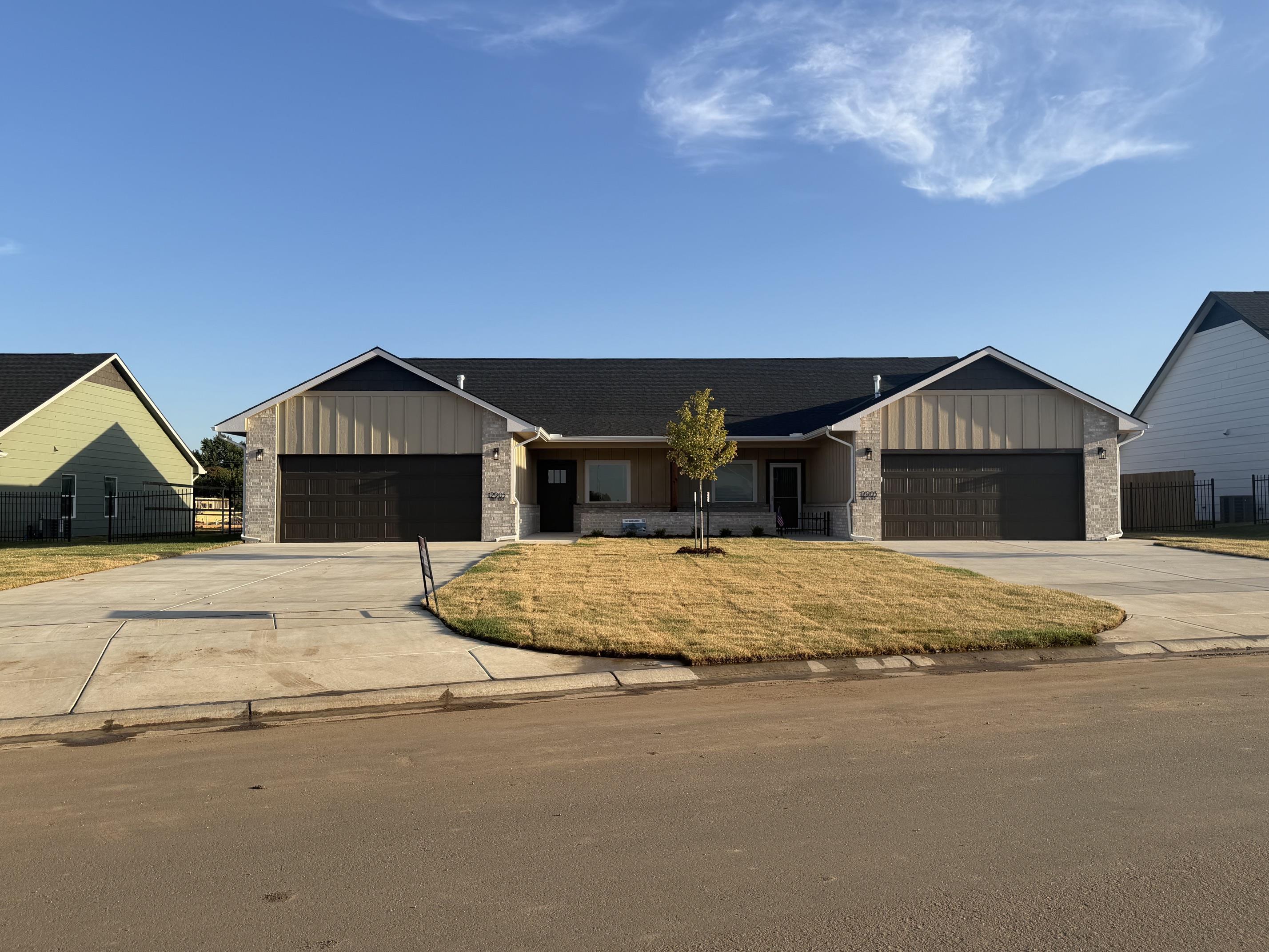 12903 W Thorton St Property Photo 1