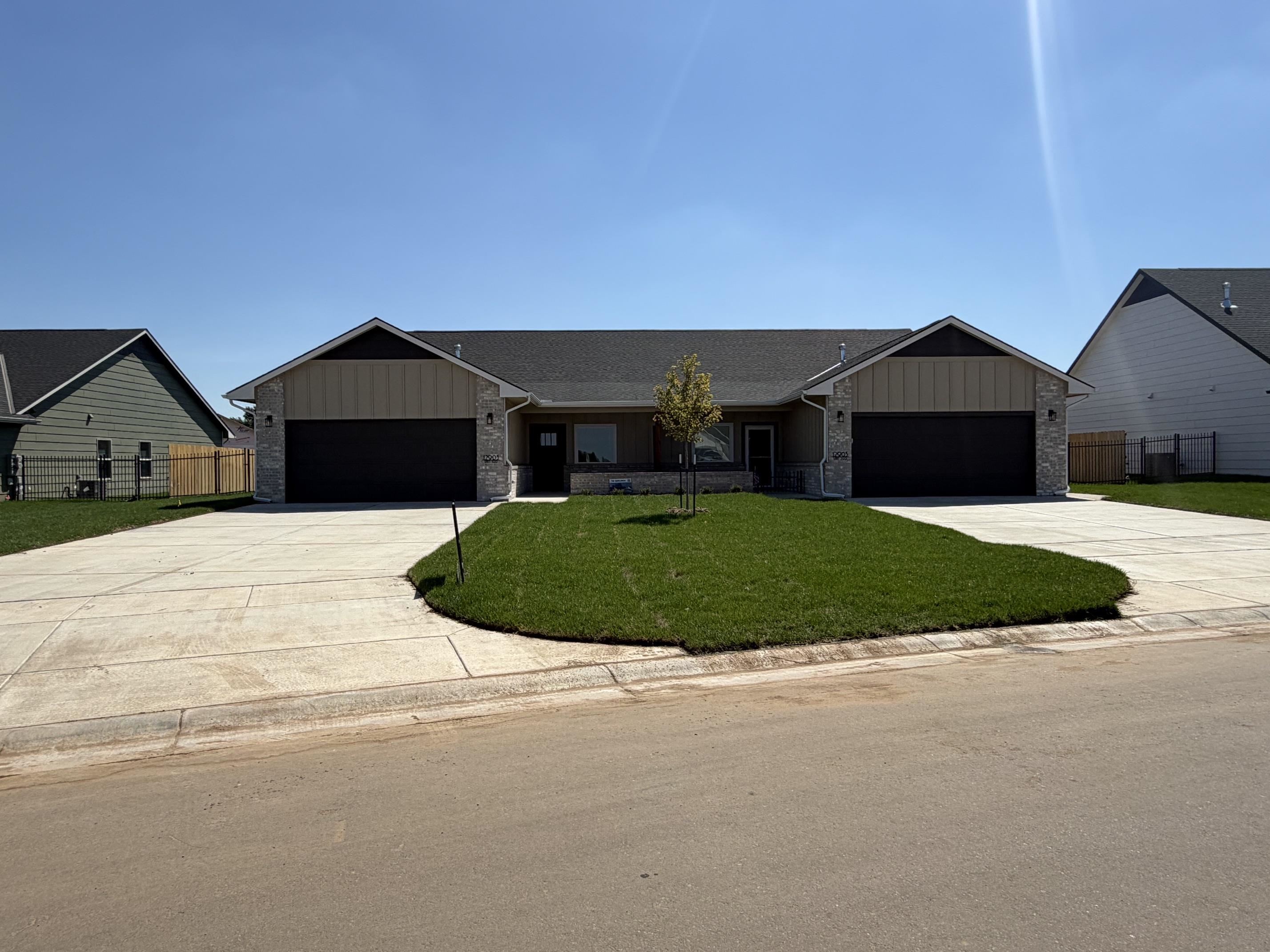 12903 W Thorton St Property Photo 1
