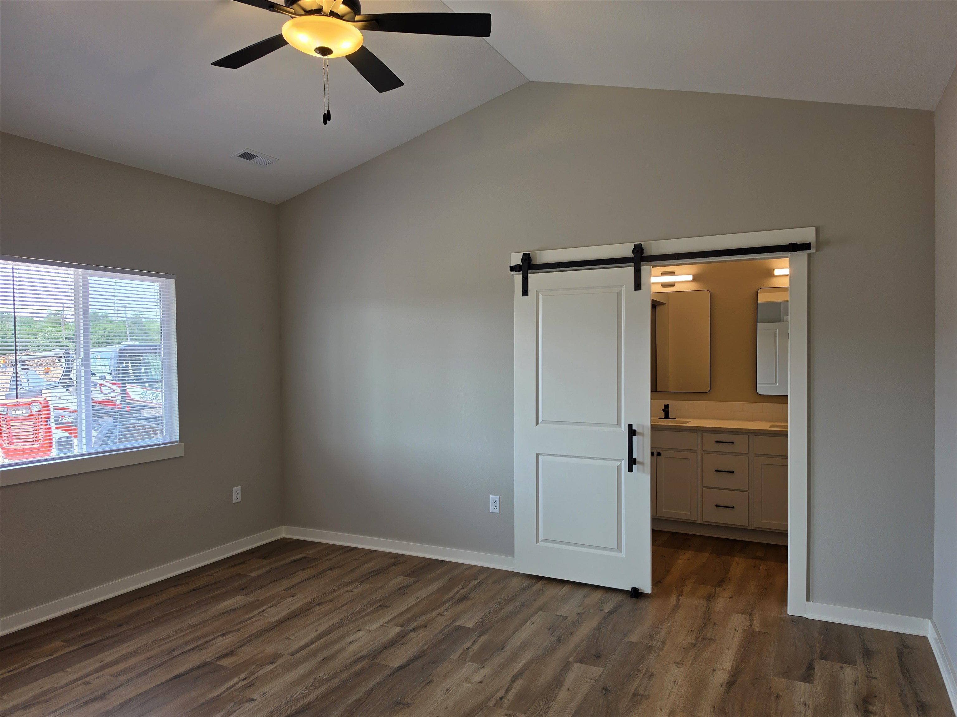 12903 W Thorton St Property Photo 6