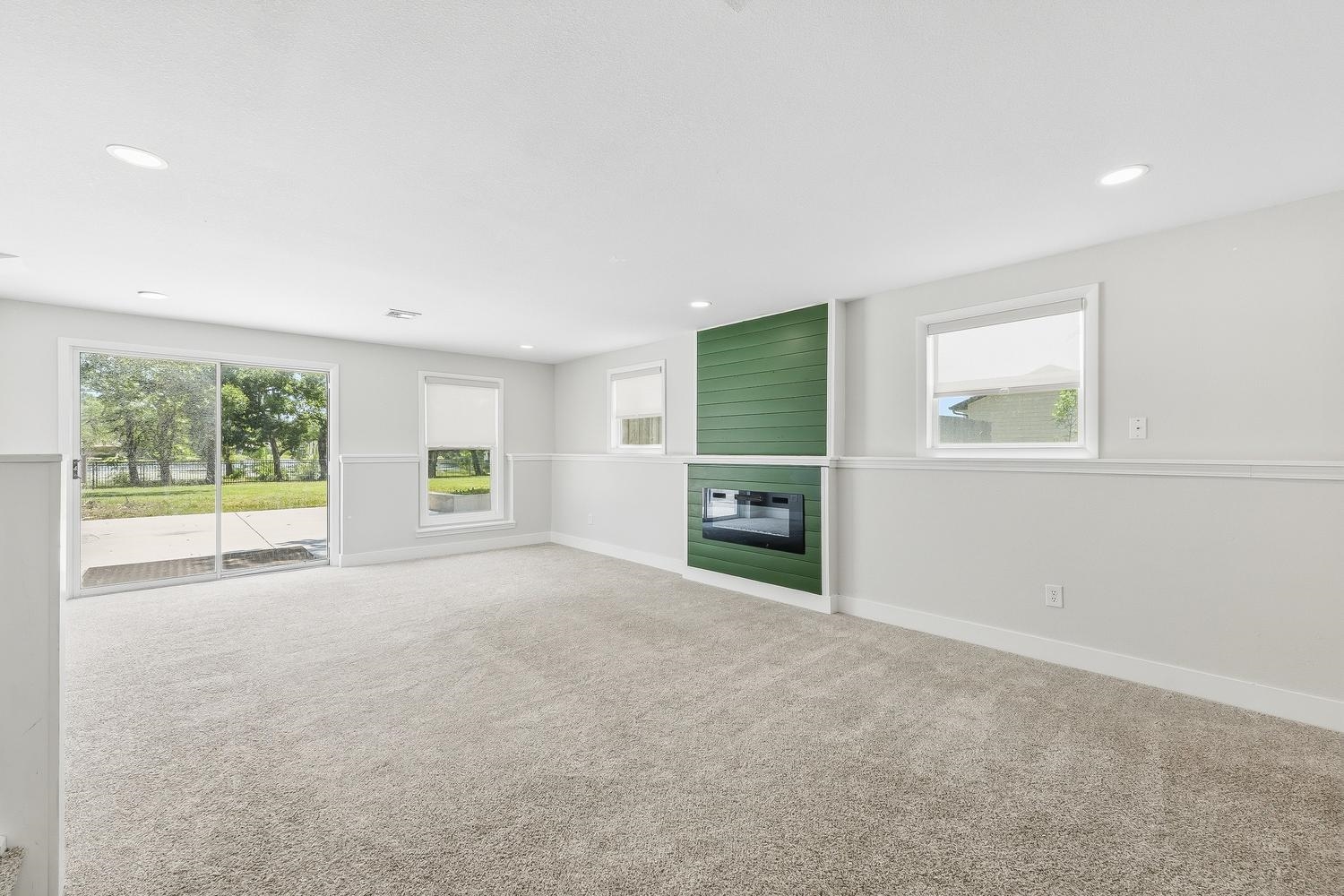 1520 S Andover Rd Property Photo 14