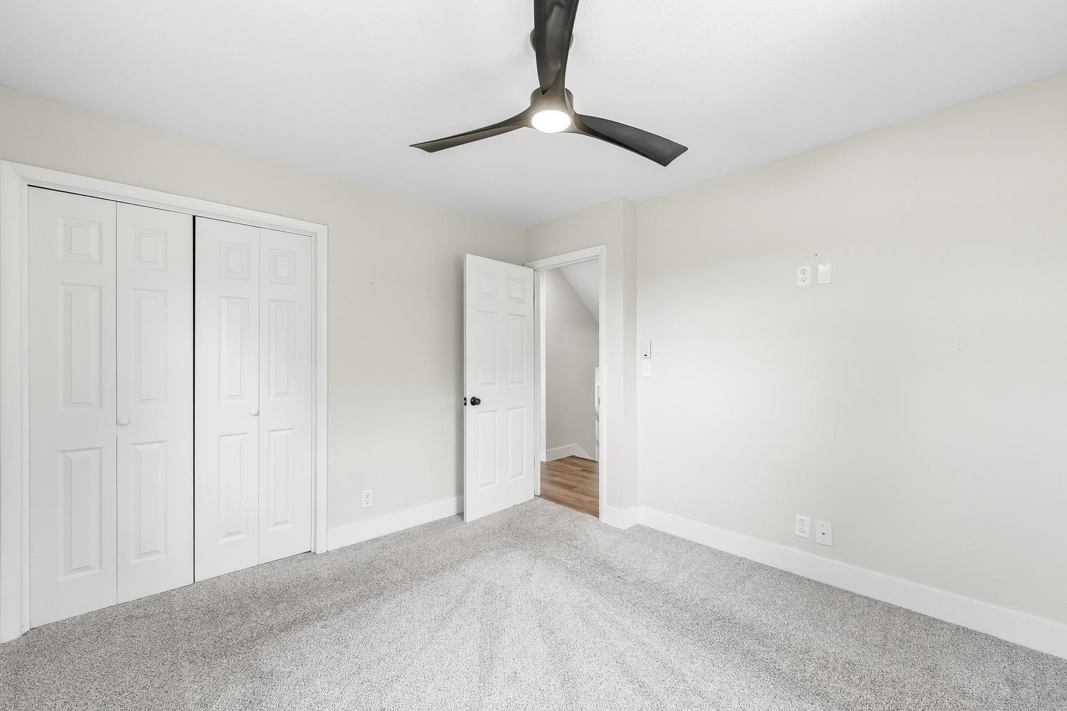1520 S Andover Rd Property Photo 22