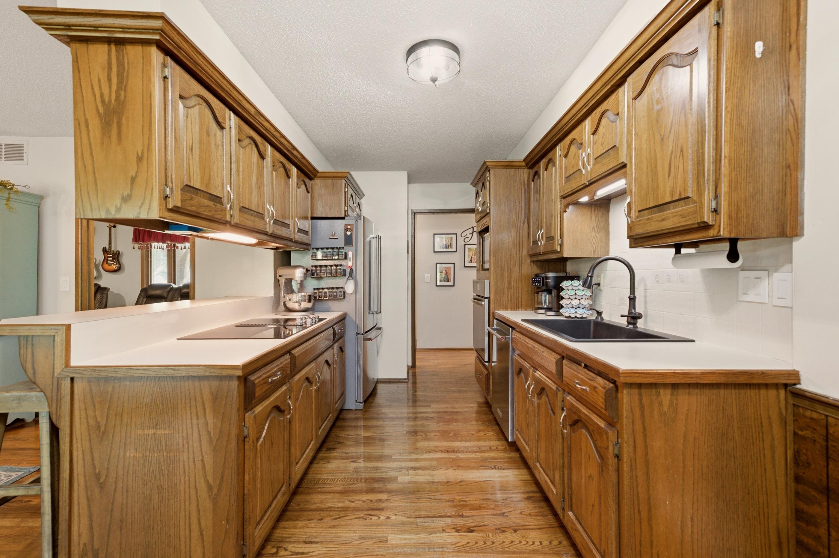 3821 N Porter Ave Property Photo 7