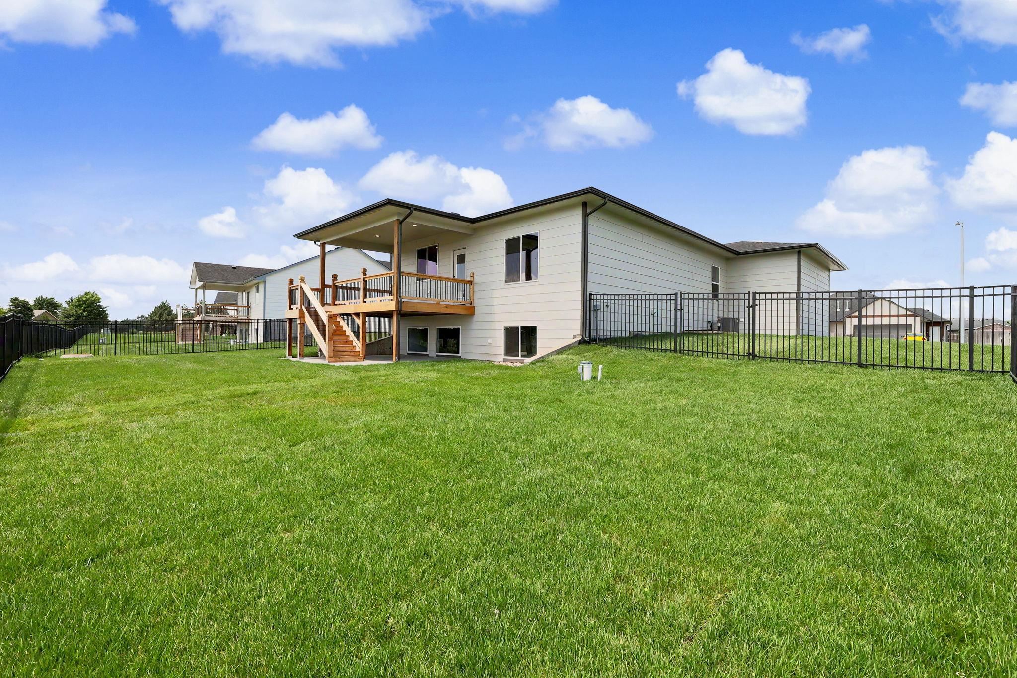 1133 W Trek Cir Property Photo 32