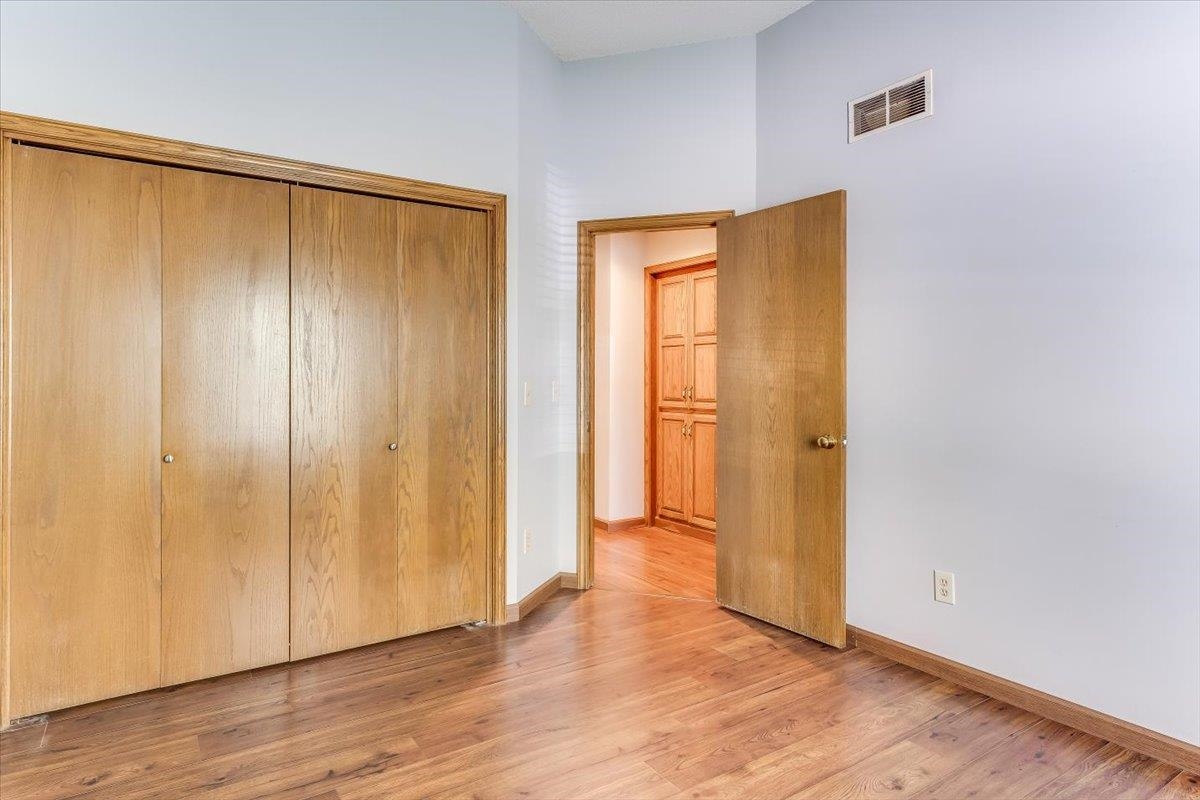 2366 N Vinegate Ct Property Photo 17